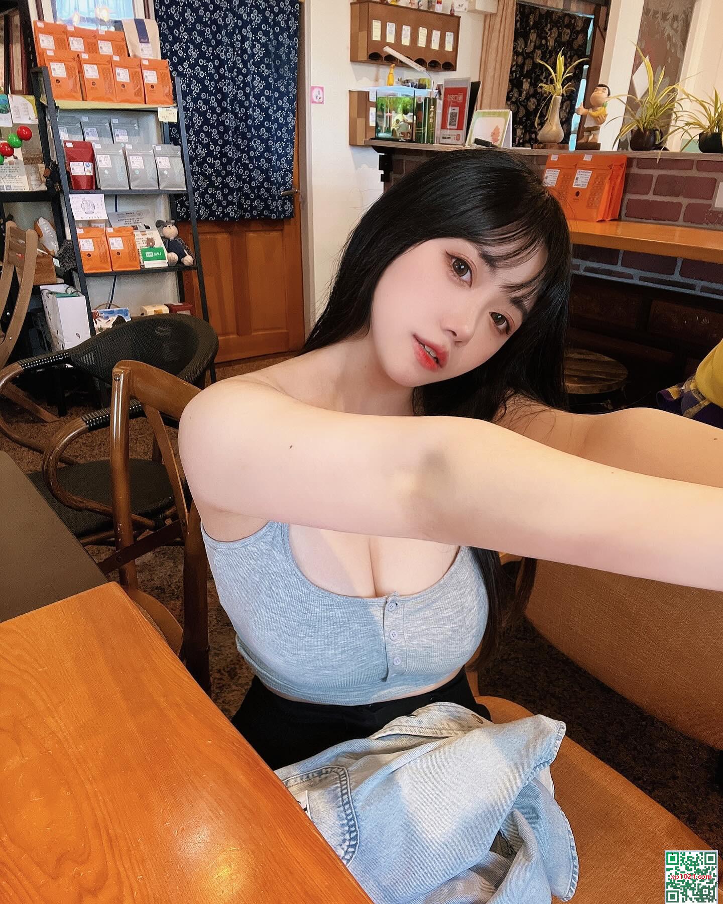 “Alice_wu” Khuôn mặt ngọt ngào của cô gái lớn (21p) - Ảnh 2