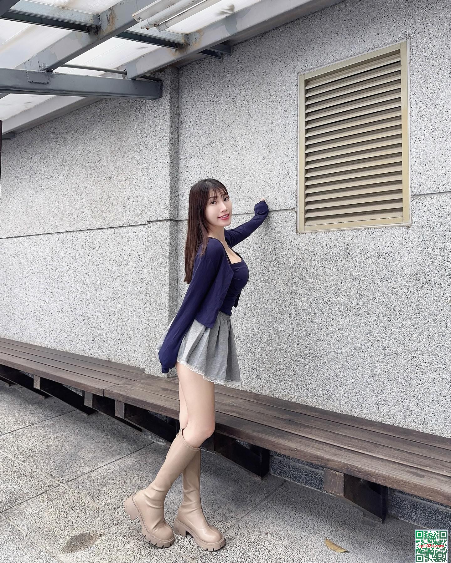 “_” Bộ ngực cắt thấp thực sự hoàn hảo (21p) - Ảnh 7