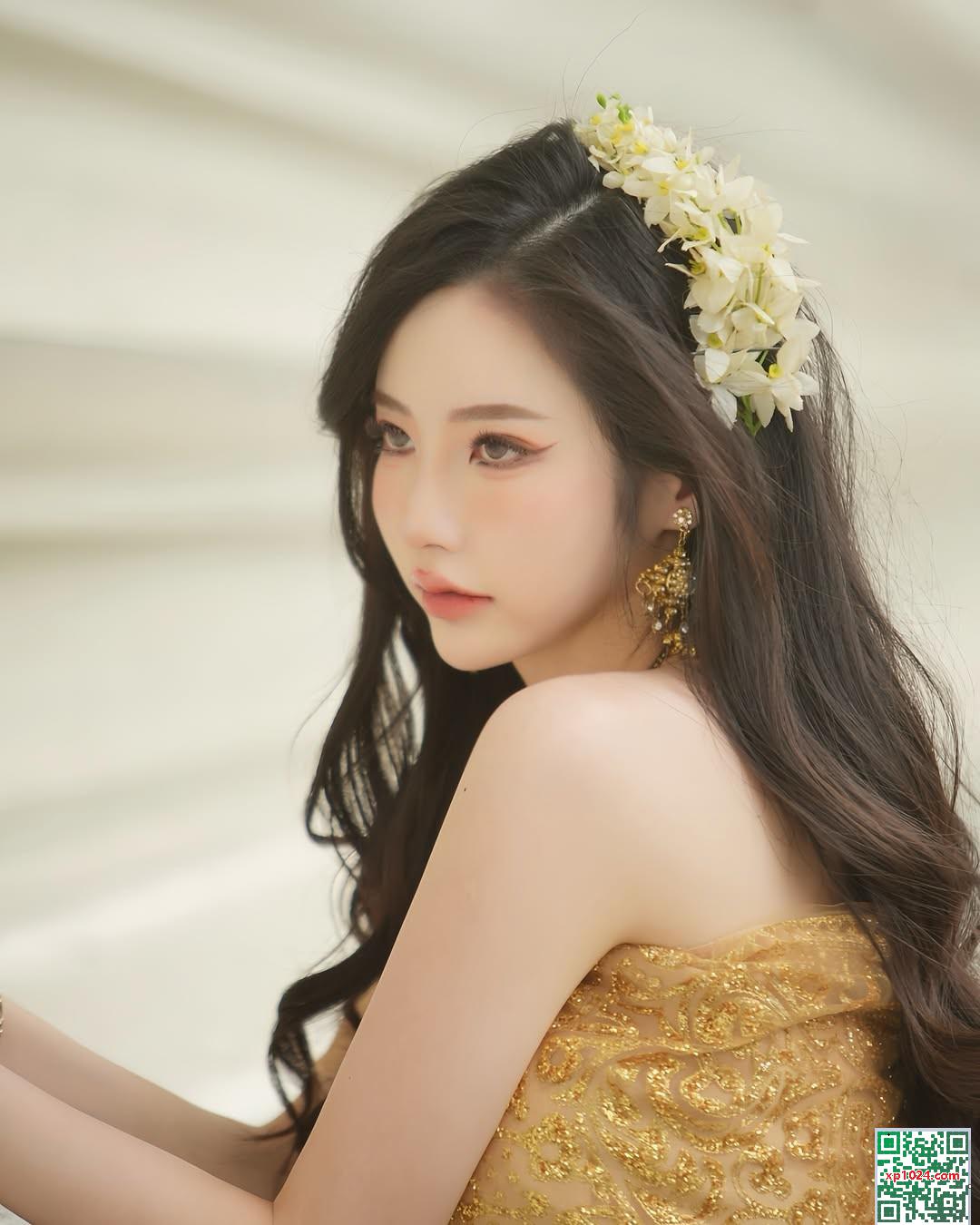 Cô gái ngực lớn với sự phân tách sâu V “Xinpei Mandy” khá bắt mắt (20p) - Ảnh 18