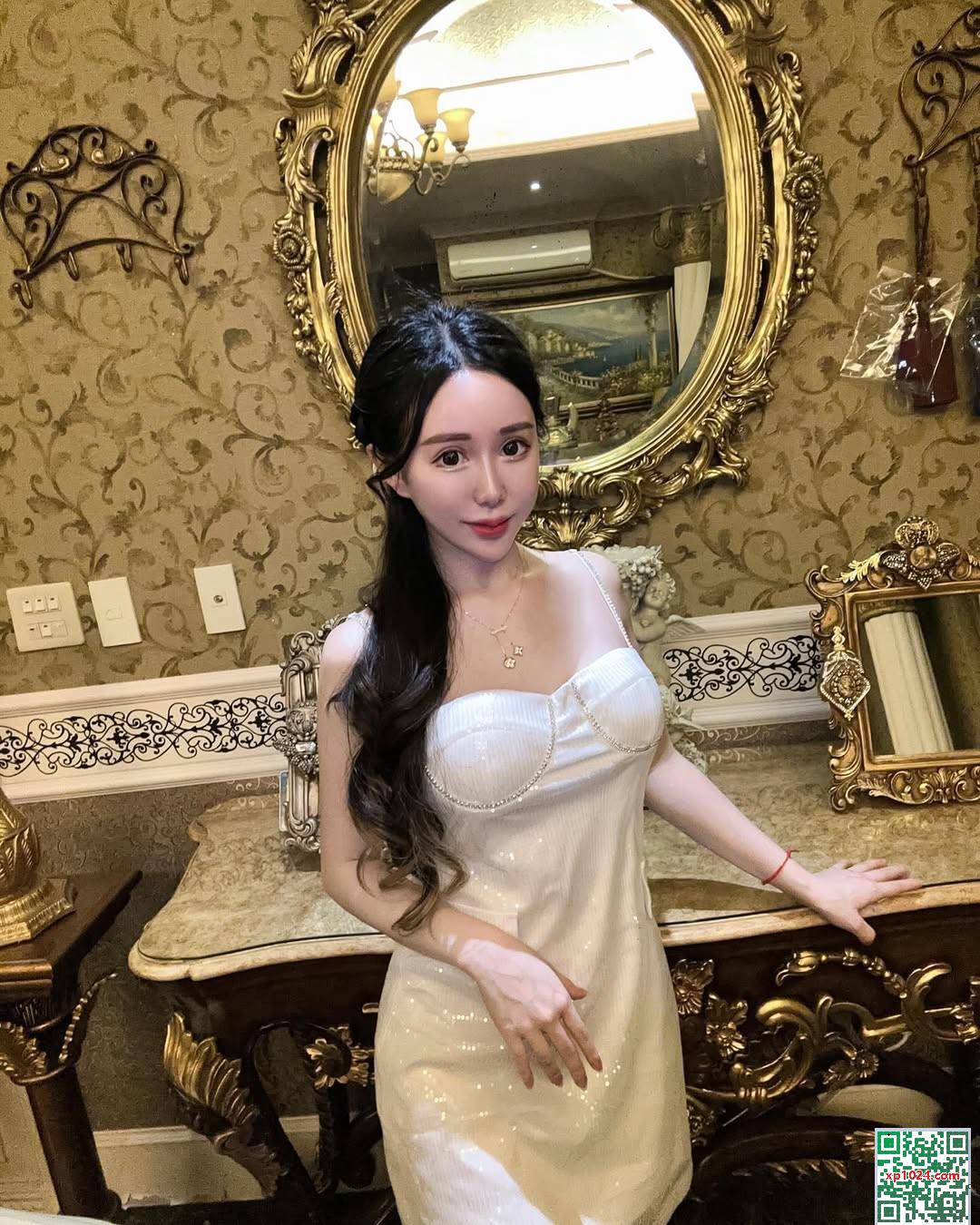 Một cô gái xinh đẹp với một nhân vật hàng đầu “Miki_miki” (21p) - Ảnh 17