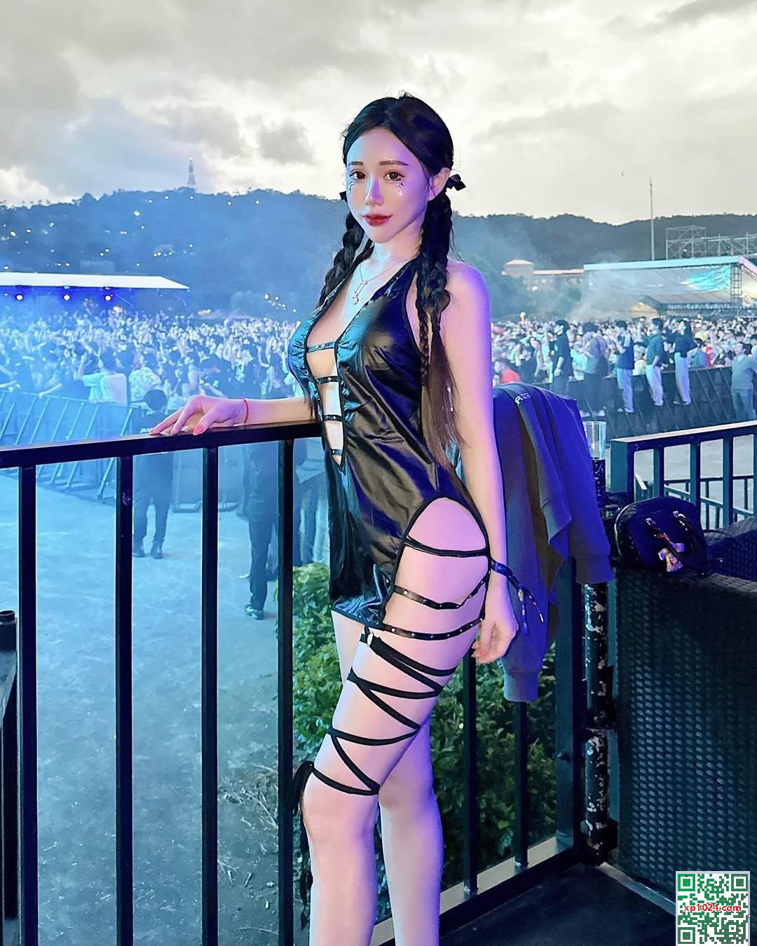 Một cô gái xinh đẹp với một nhân vật hàng đầu “Miki_miki” (21p) - Ảnh 3