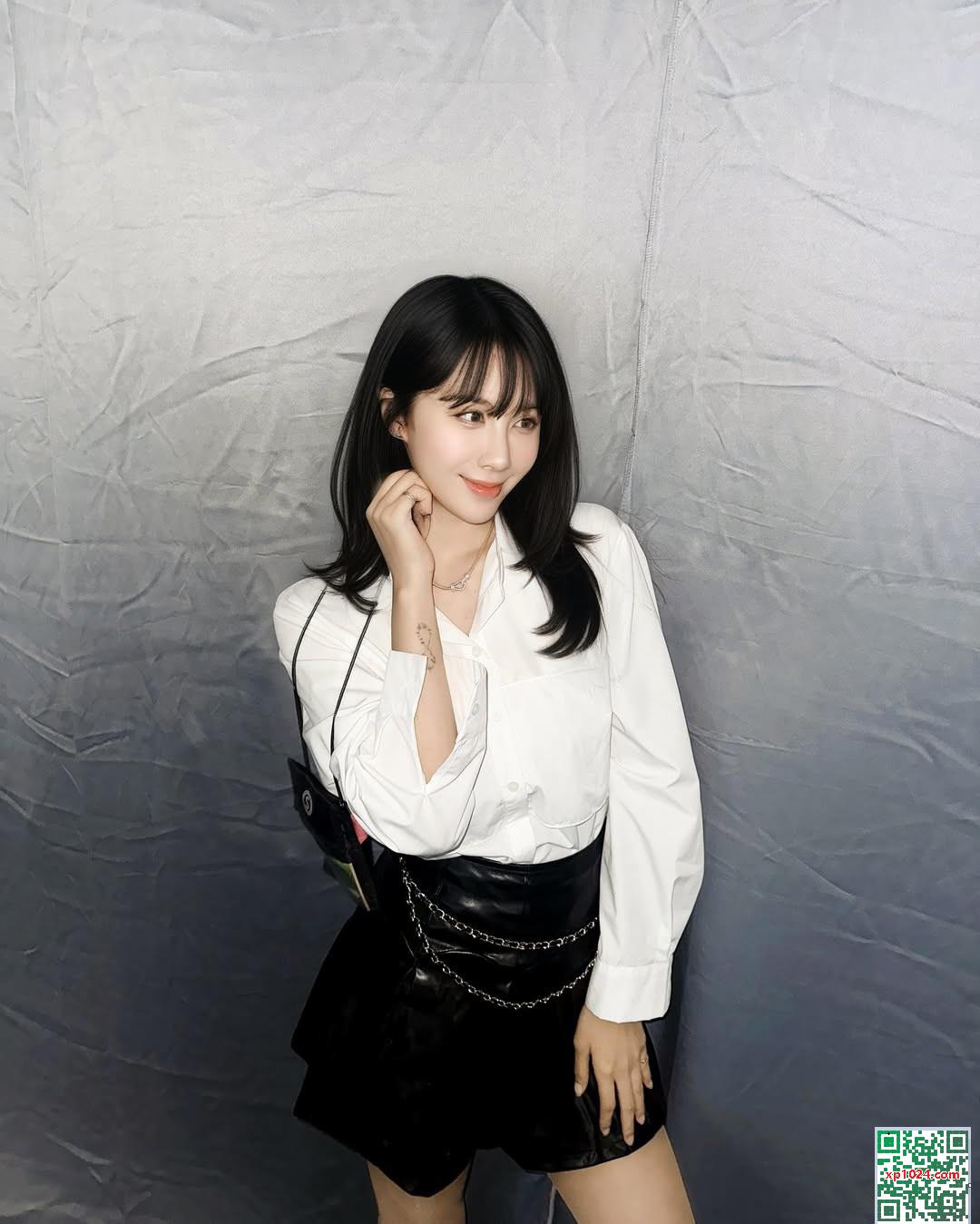 Bức tranh bắt mắt là không giới hạn và “Xia Qing” có một con số tuyệt đẹp! (20p)