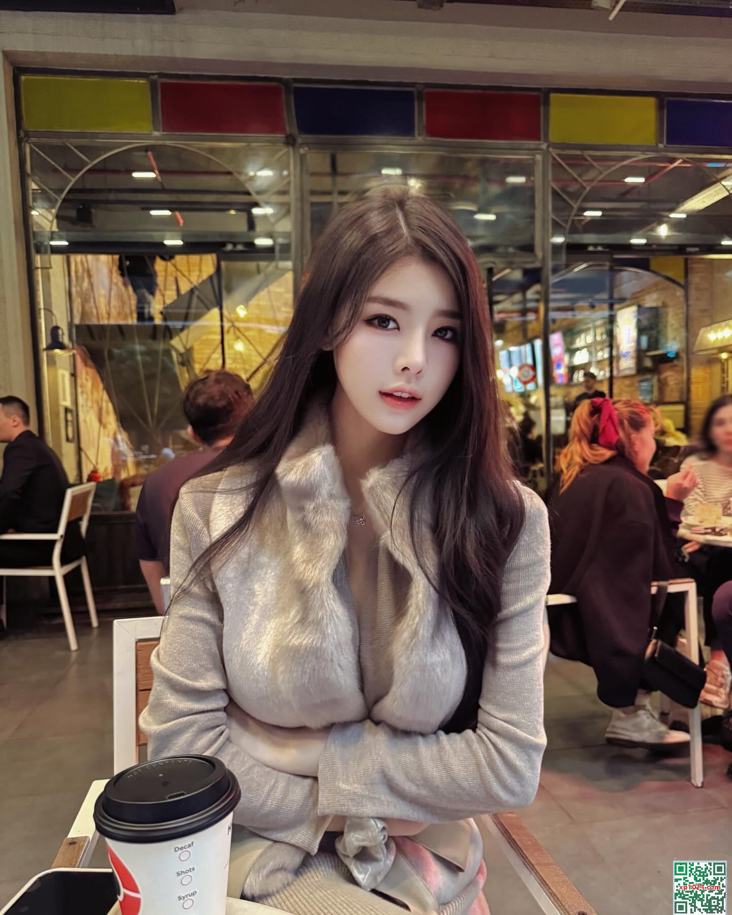 “Soooxiiy” ​​Half-Ball siêu khổng lồ đã phá vỡ đồ lót! (40p) - Ảnh 9