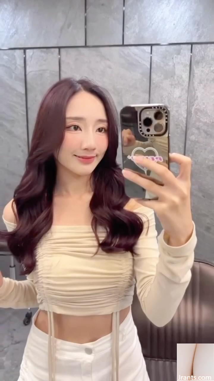 Cô gái trẻ chân dài “Pei Pei - Ảnh 15