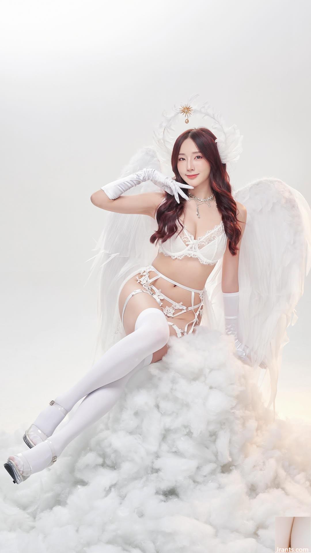 Cô gái trẻ chân dài “Pei Pei - Ảnh 9