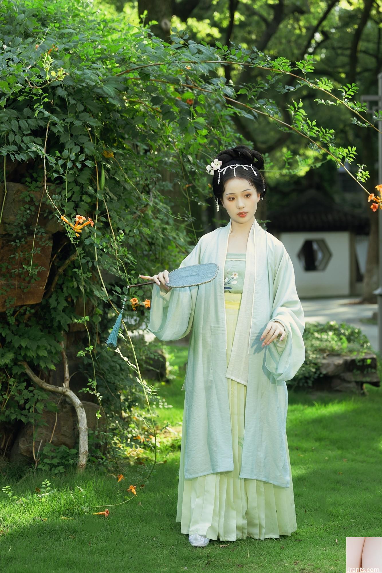 Quay lại Zhou Fang Jiajia (22p) - Ảnh 10