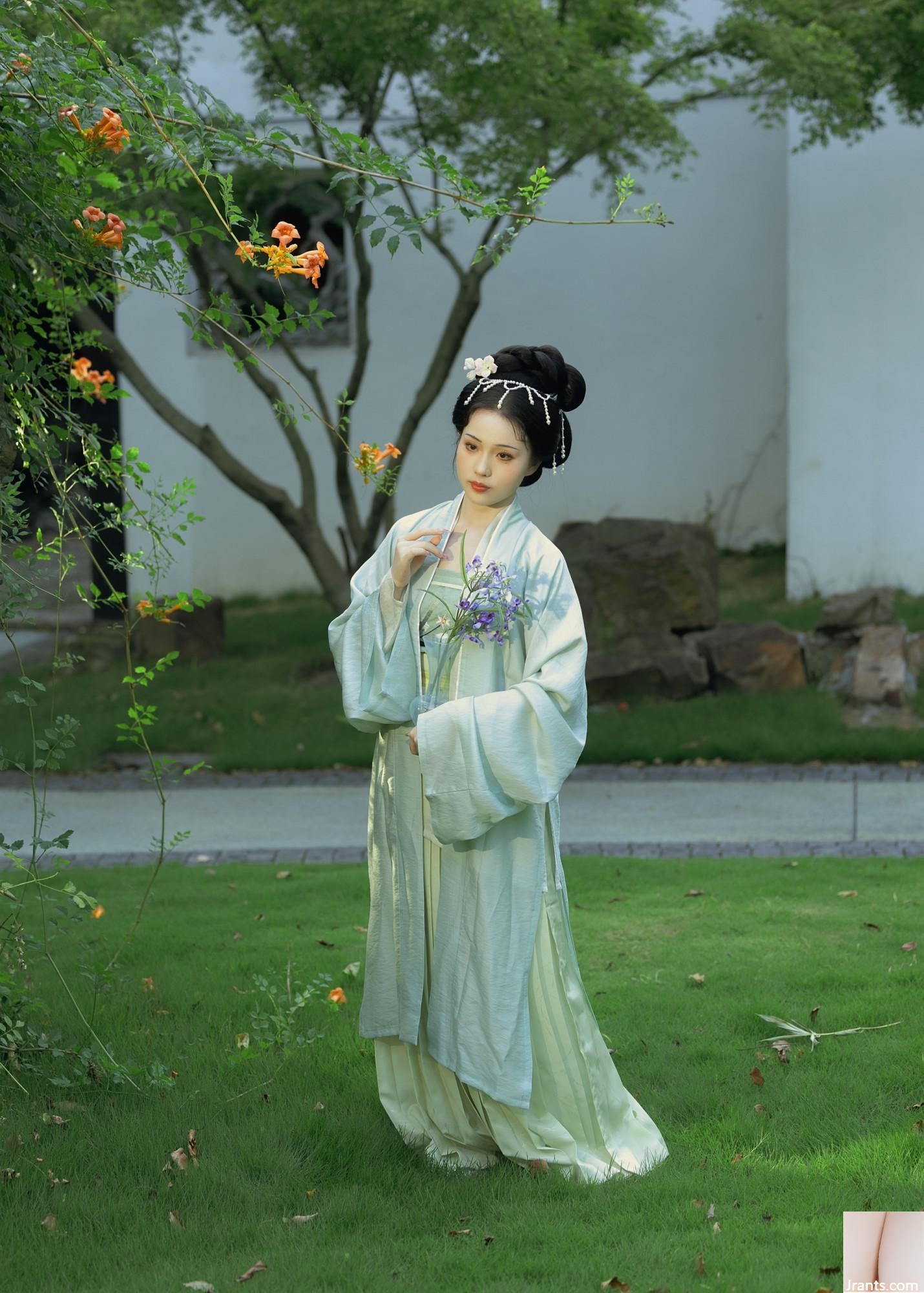 Quay lại Zhou Fang Jiajia (22p) - Ảnh 12