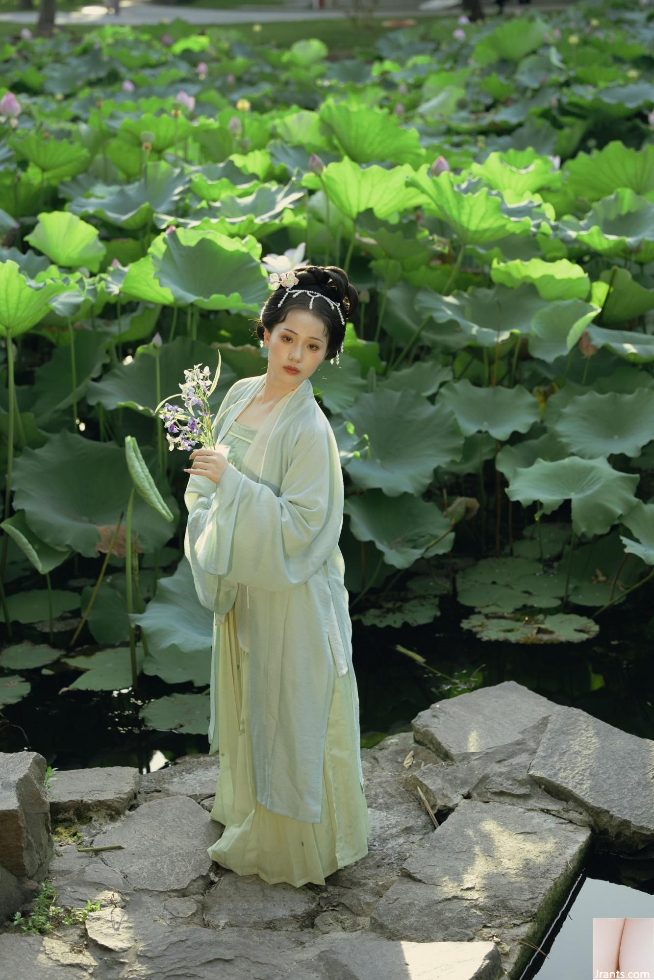 Quay lại Zhou Fang Jiajia (22p) - Ảnh 15