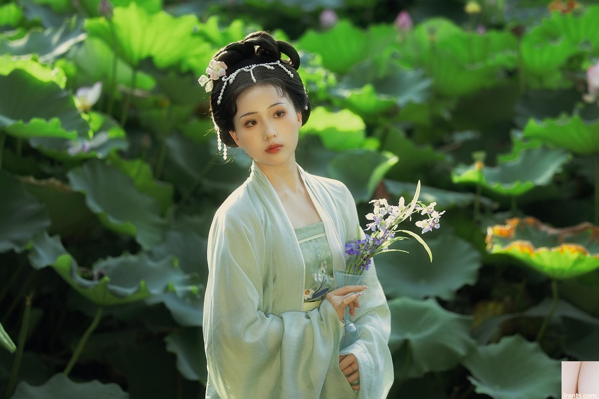 Quay lại Zhou Fang Jiajia (22p) - Ảnh 3