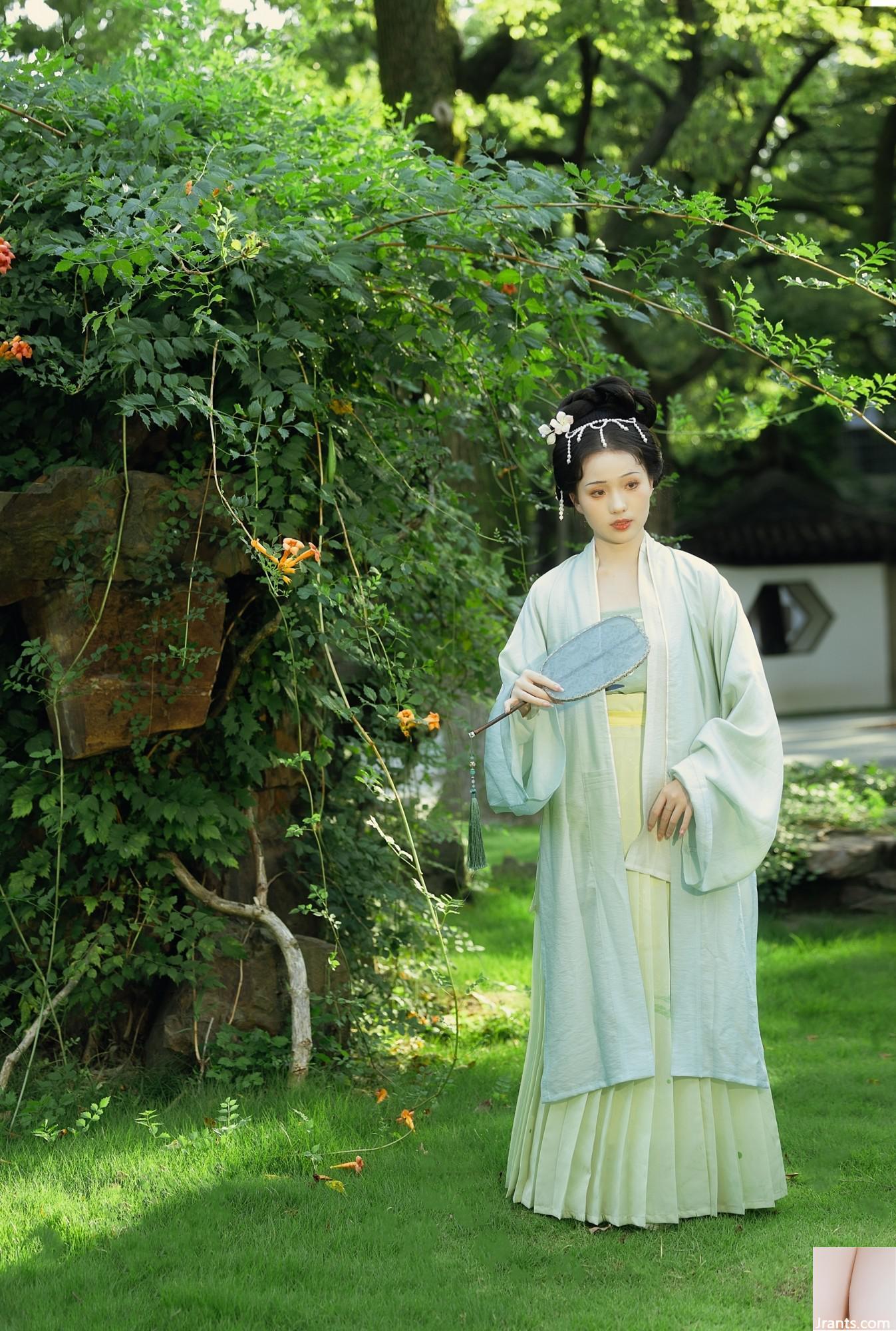 Quay lại Zhou Fang Jiajia (22p) - Ảnh 8