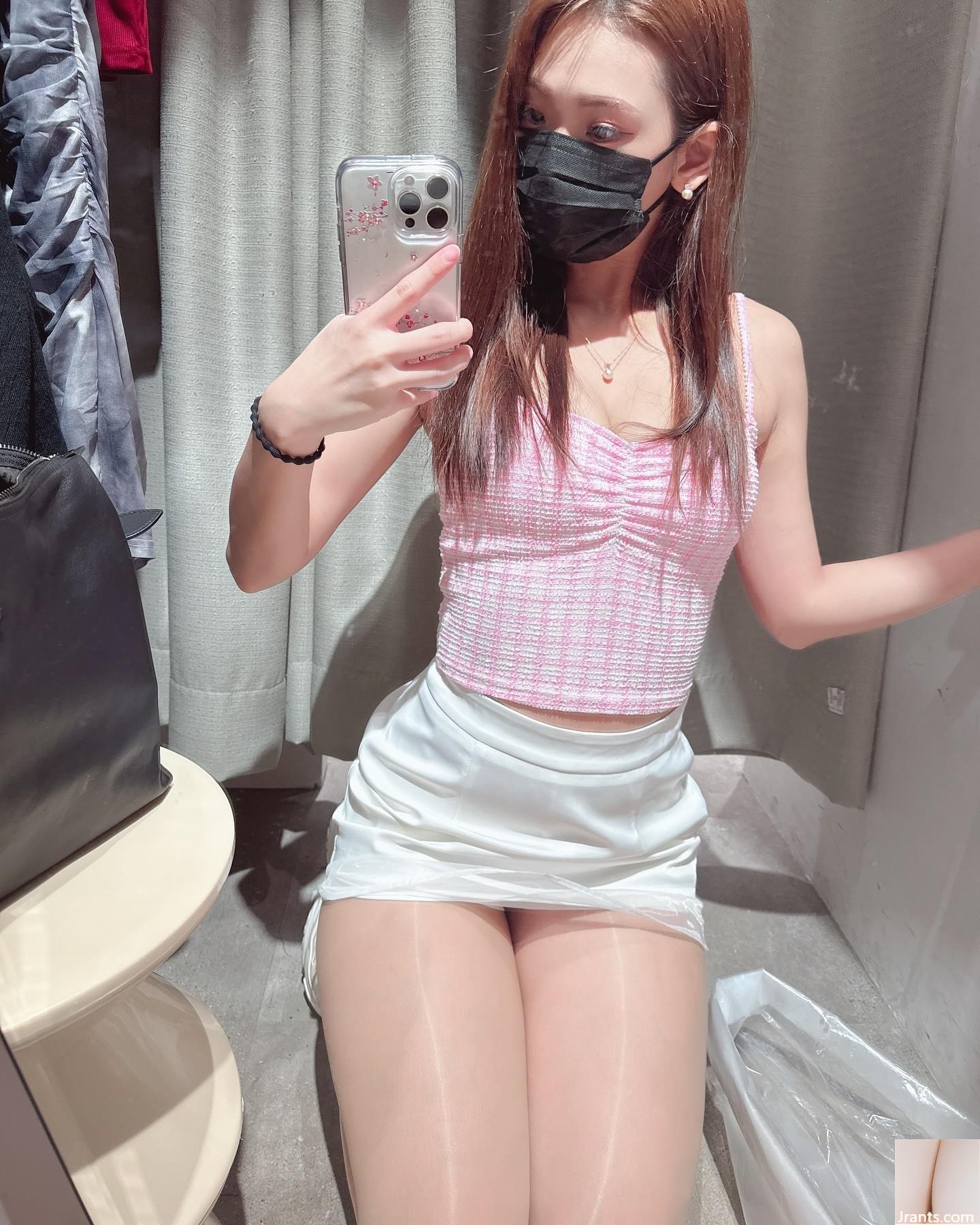 Cơ thể nóng mở và lộ ra “Lulumi (Sun Yuyan)” (26p) - Ảnh 11