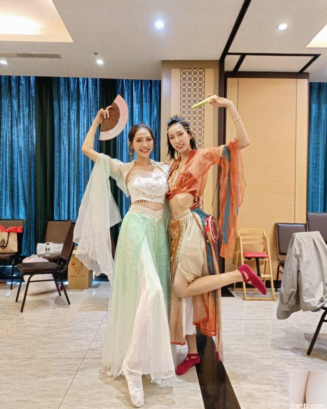 “Huang Yunfei_anita” Sự quyến rũ gợi cảm tuyệt vời (27p) - Ảnh 4