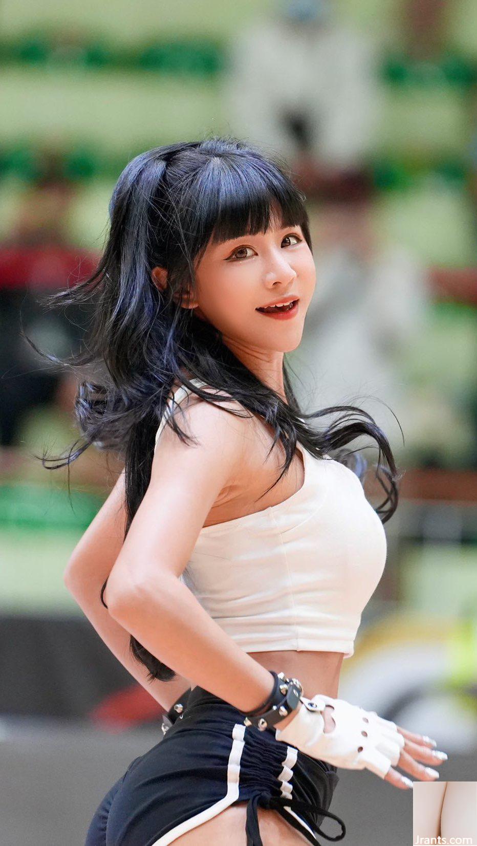 Đôi mắt ngây thơ là “AN AN” với tất cả các màu sắc, hương thơm và hương vị (17p) - Ảnh 12