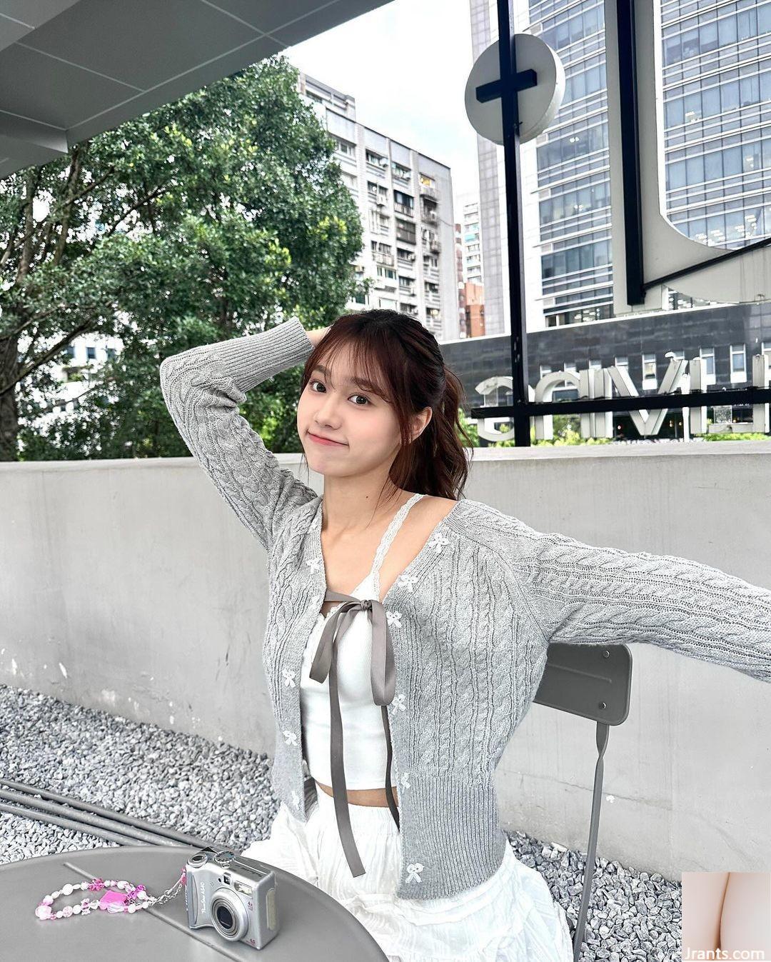 “Joan” ngọt ngào và gợi cảm và hấp dẫn (21p) - Ảnh 4