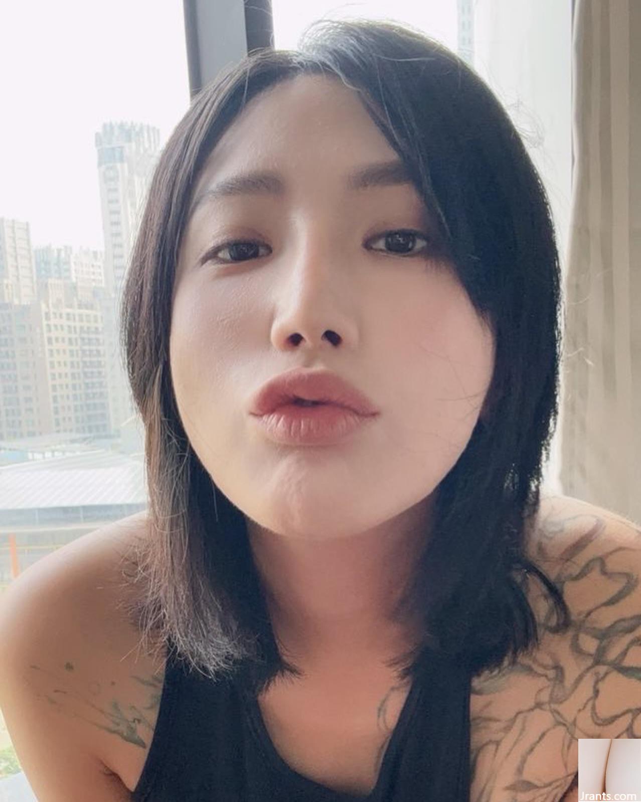 Người yêu lớn “Cali” Hot Body đầy đủ và nhiều thông tin (27p) - Ảnh 3