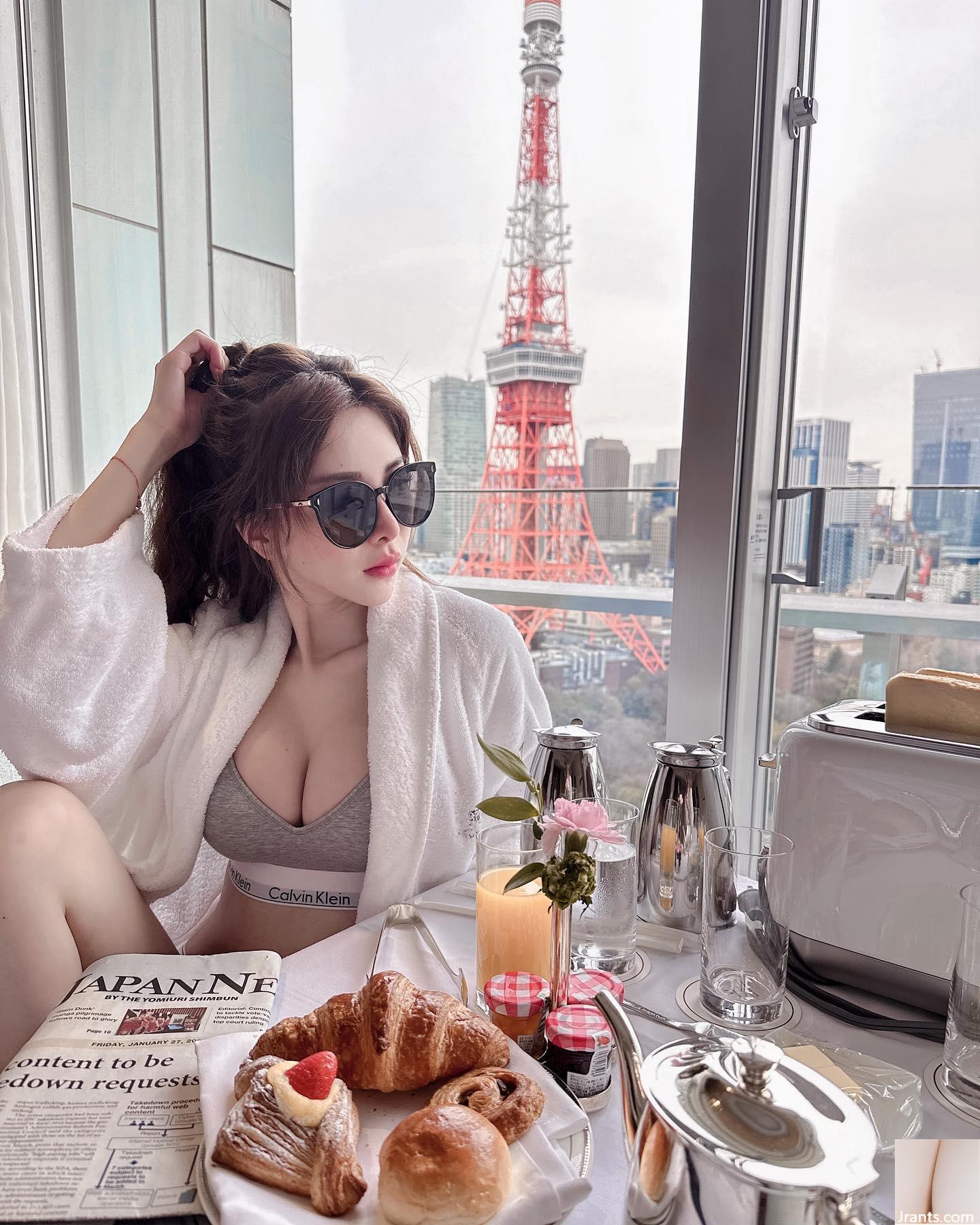 Ngọt ngào và gợi cảm có thể giúp bạn kiểm soát “Katie Xuan” với vòng eo và ngực mỏng (23p)