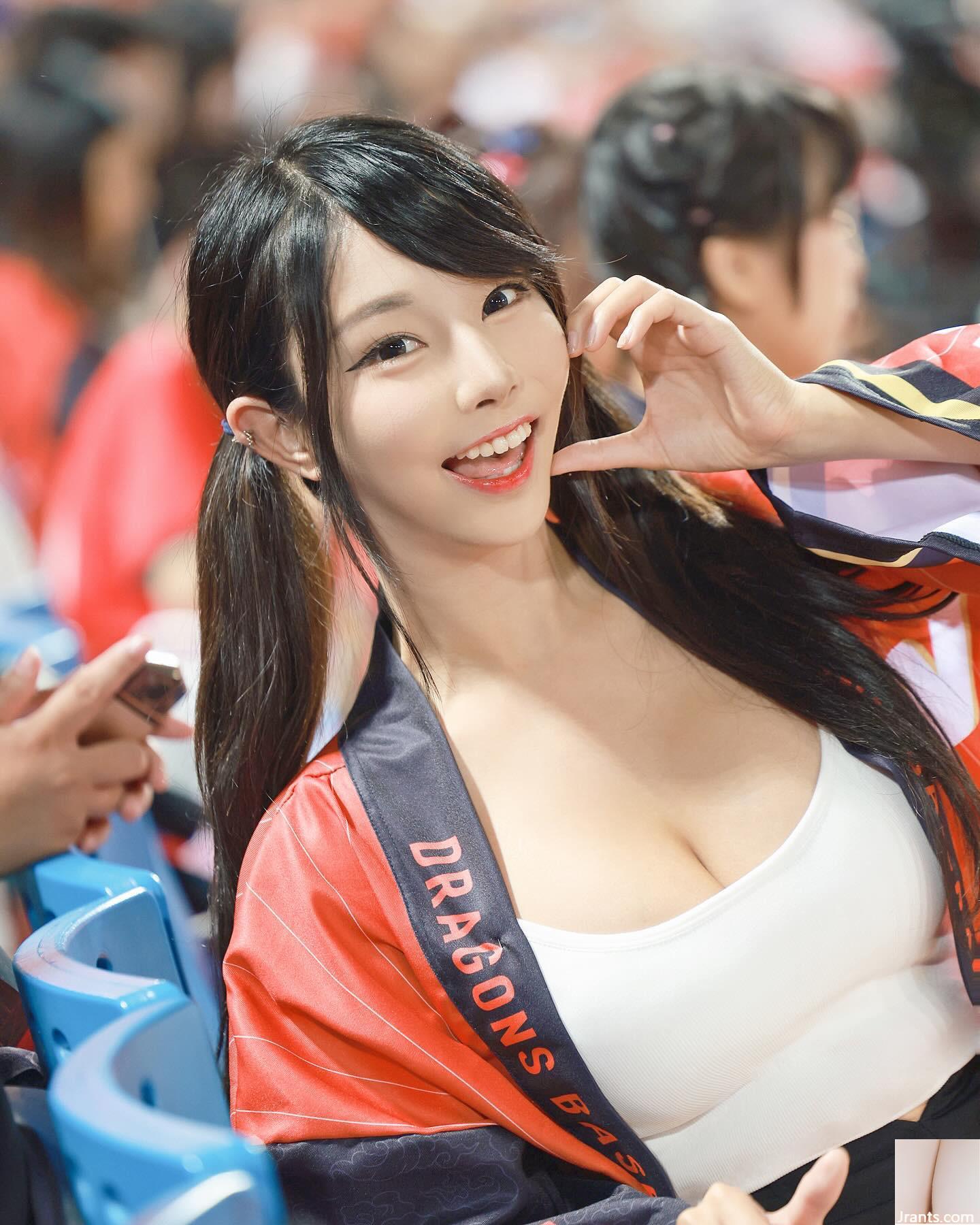 The Flesh “Zoe_so (Su Xiaoxiao)” Trang phục cắt thấp làm cho cư dân mạng nóng (28p) - Ảnh 13