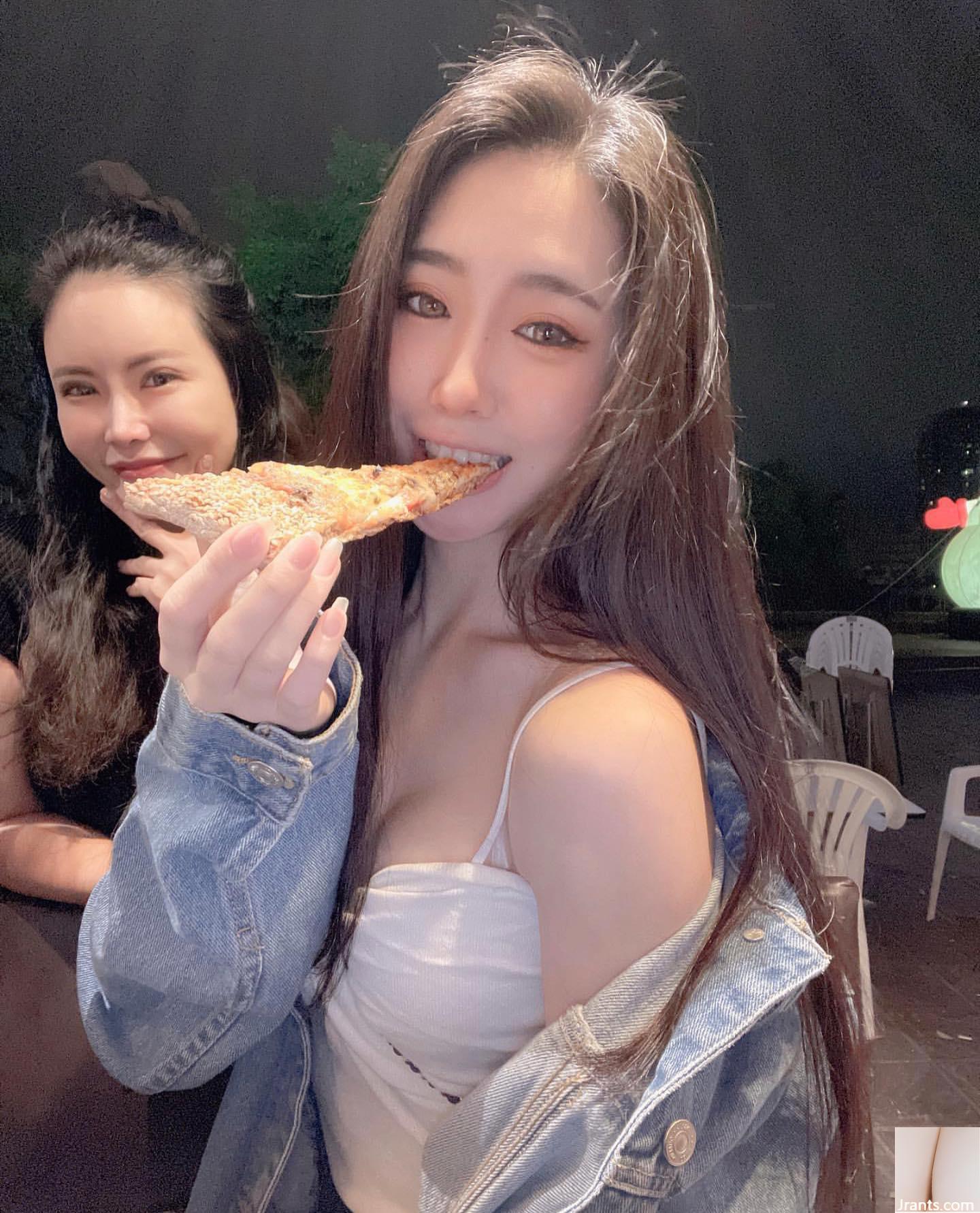 Người hâm mộ hét lên vì phạm lỗi “Yun” ngực cắt thấp thực sự hoàn hảo (18p) - Ảnh 14