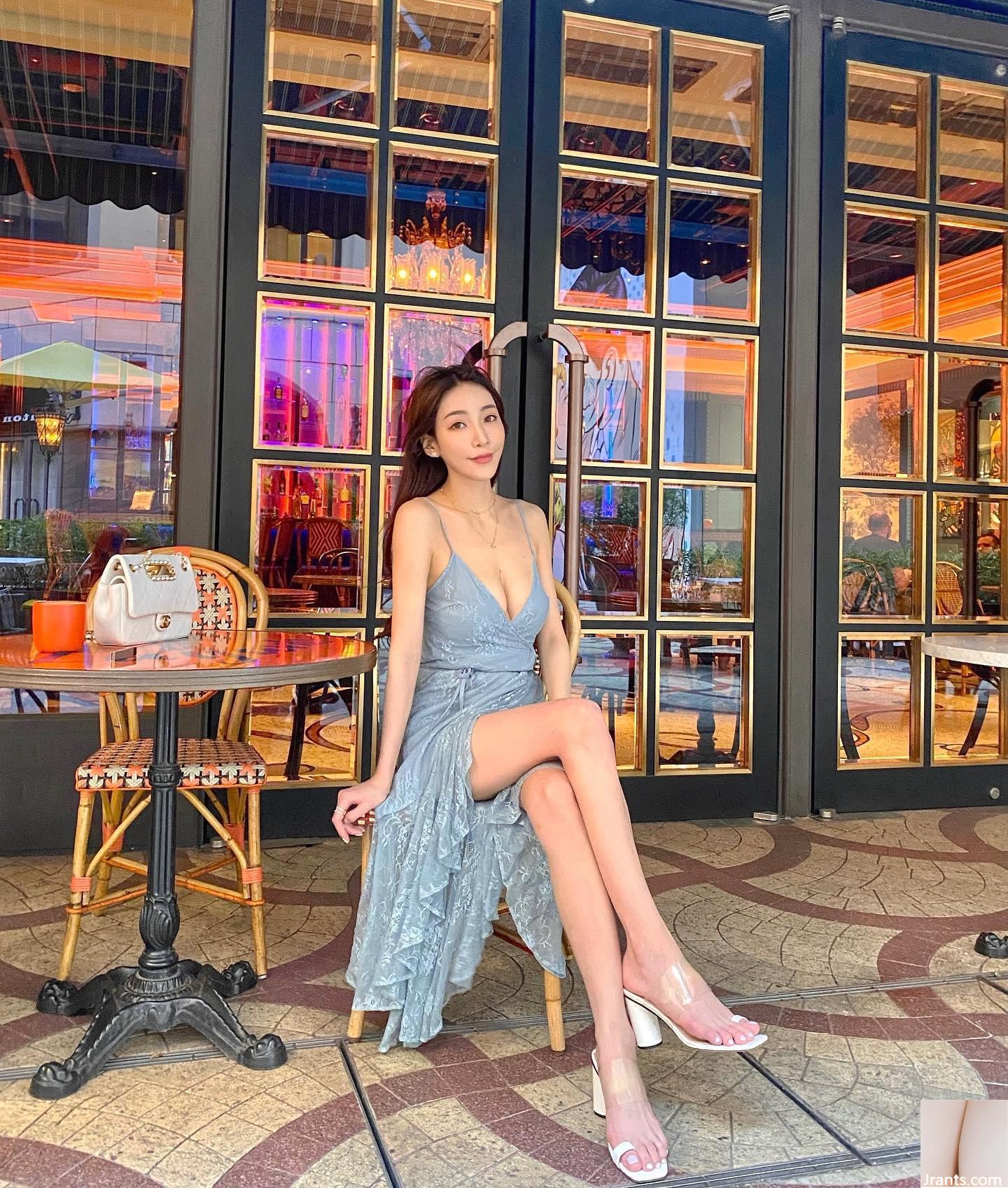 Trang phục “Vivi” gợi cảm và rực rỡ làm cho cư dân mạng nóng bỏng (22p) - Ảnh 15