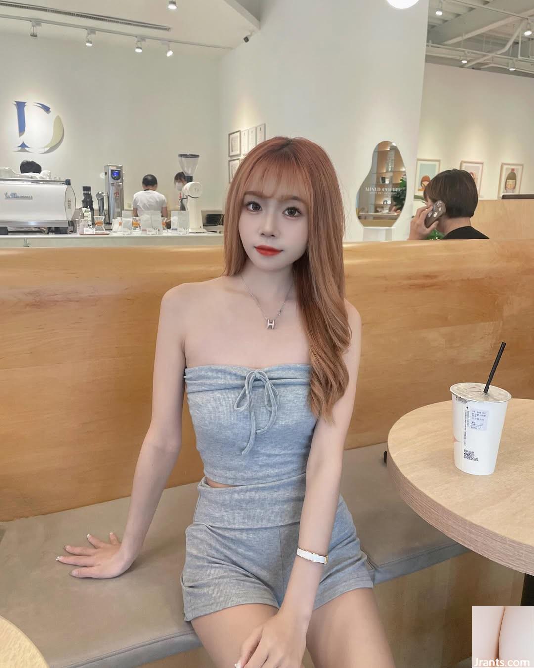 Bộ ngực tròn và xinh đẹp “Huahua” có ngoại hình ngọt ngào và siêu quyến rũ khi mỉm cười (21p) - Ảnh 6