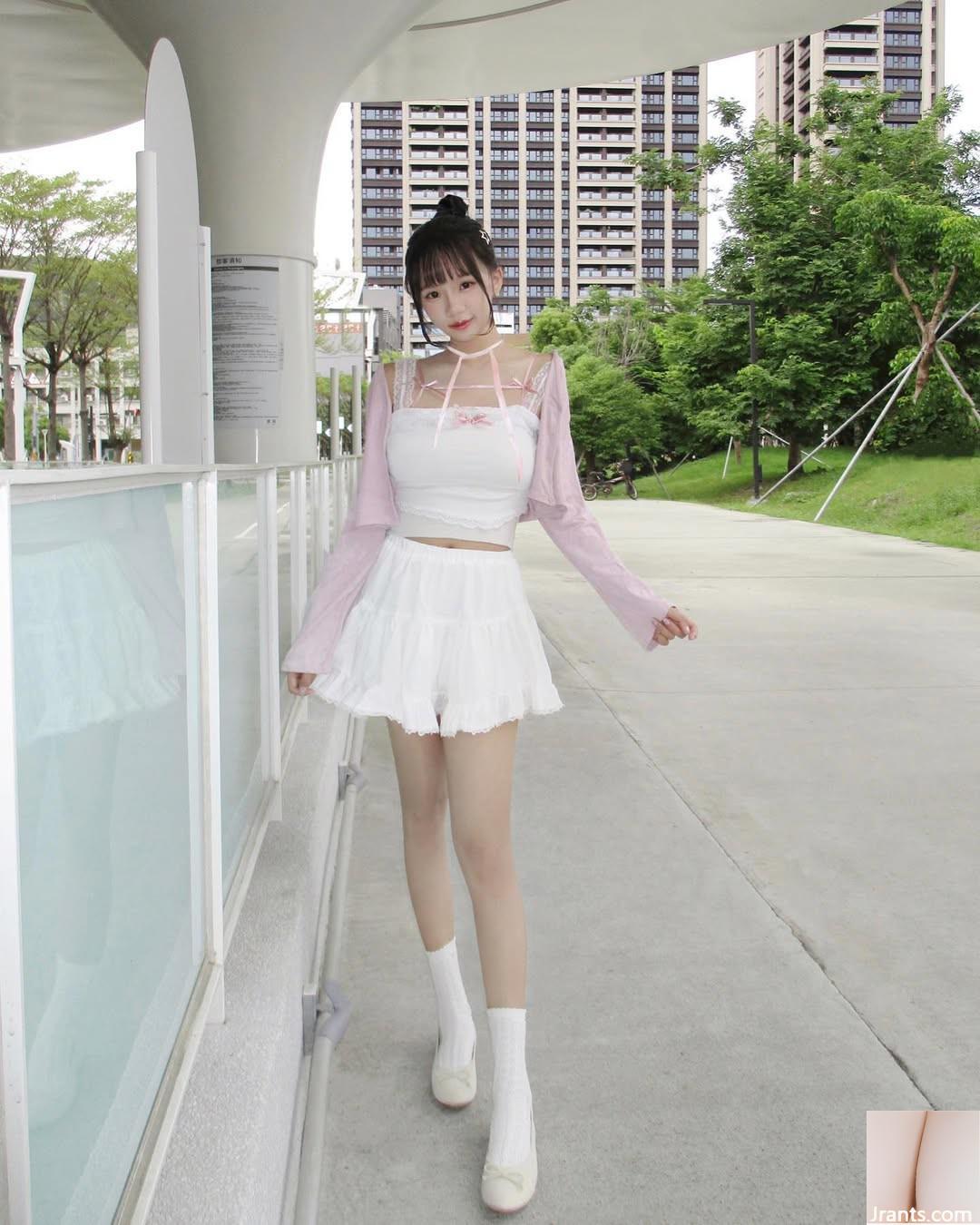 Tính khí thanh lịch “Ruozhen” mặt khuôn mặt dễ thương nụ cười ngọt ngào quyến rũ và gợi cảm (31P) - Ảnh 7