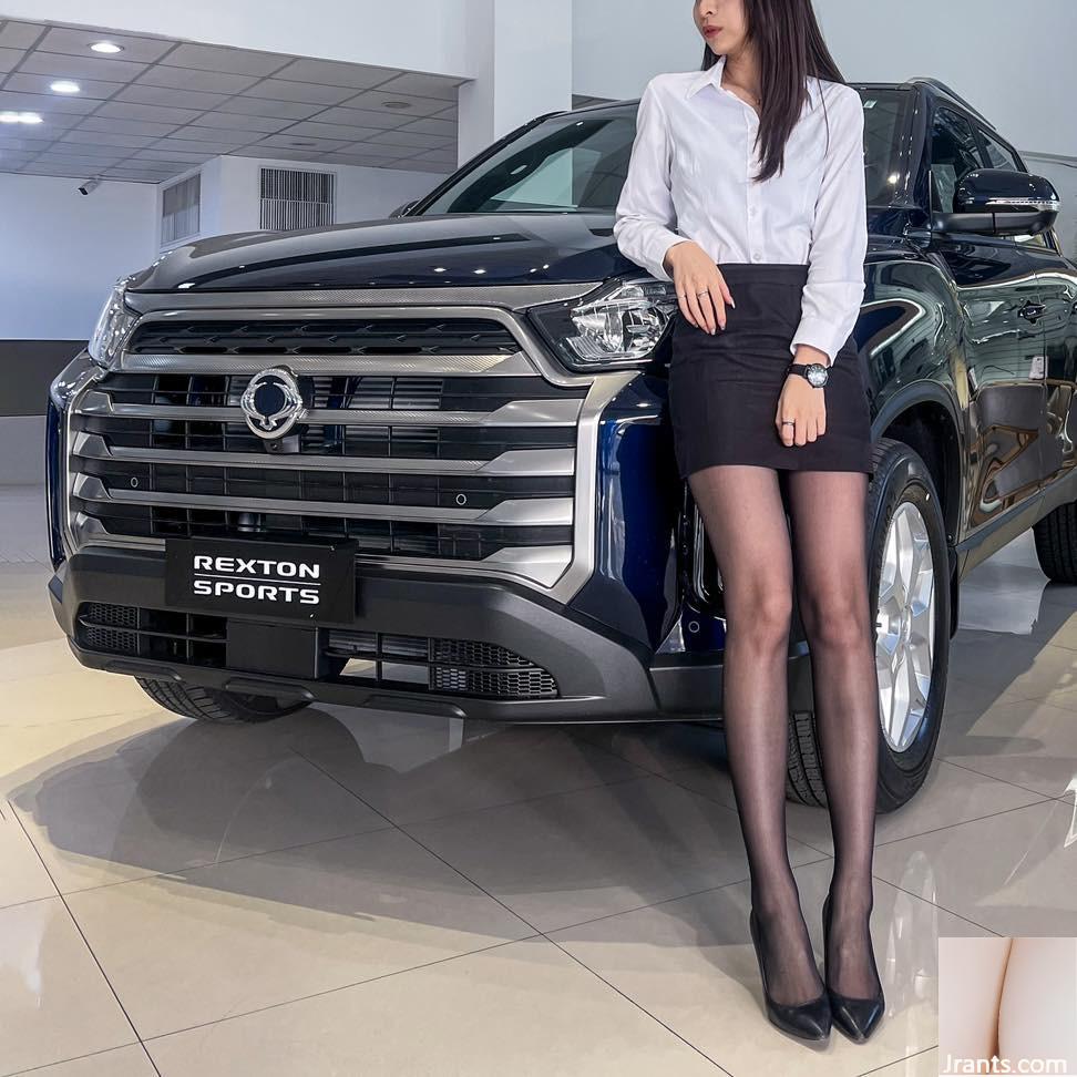 Đường cong cơ thể mỏng “vớ lụa đen” không thể cưỡng lại cám dỗ (18p) - Ảnh 3