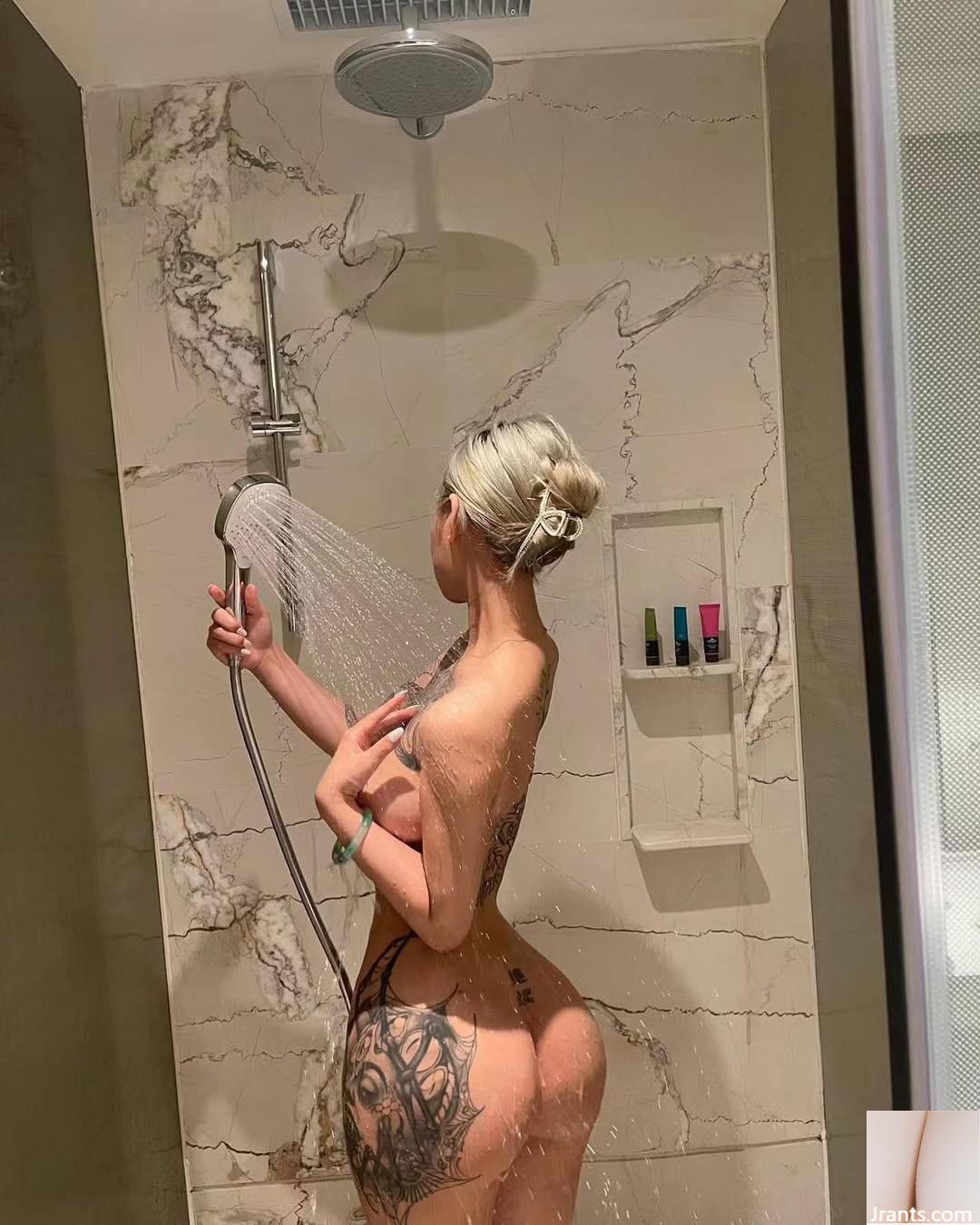 Cô gái nóng bỏng nhất “hươu trắng” có thân hình rất chặt chẽ (20p) - Ảnh 16