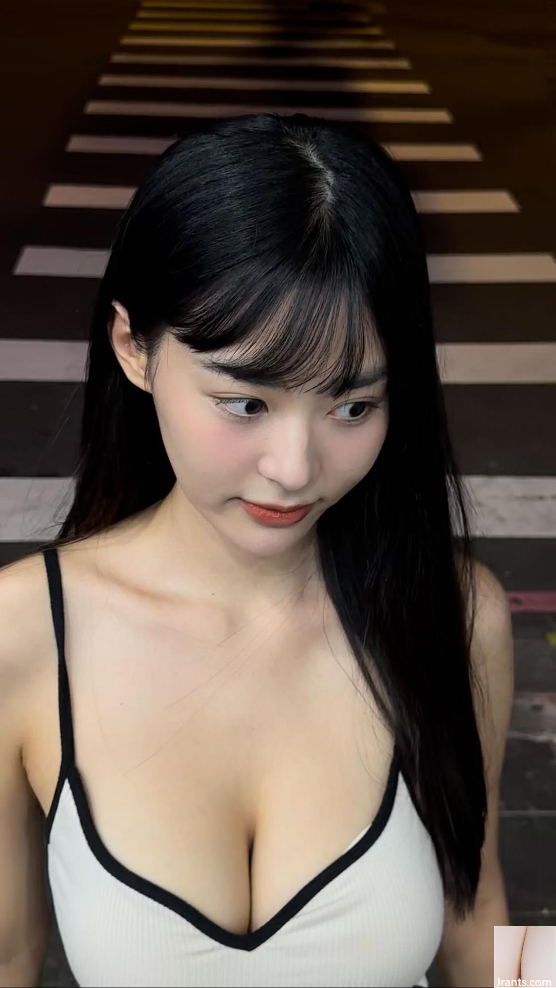 Đôi mắt ngây thơ “Yu Jiayi Angelene” đầy đủ đến nỗi nó sắp tràn ra với bộ ngực trắng và đẹp (14p) - Ảnh 12