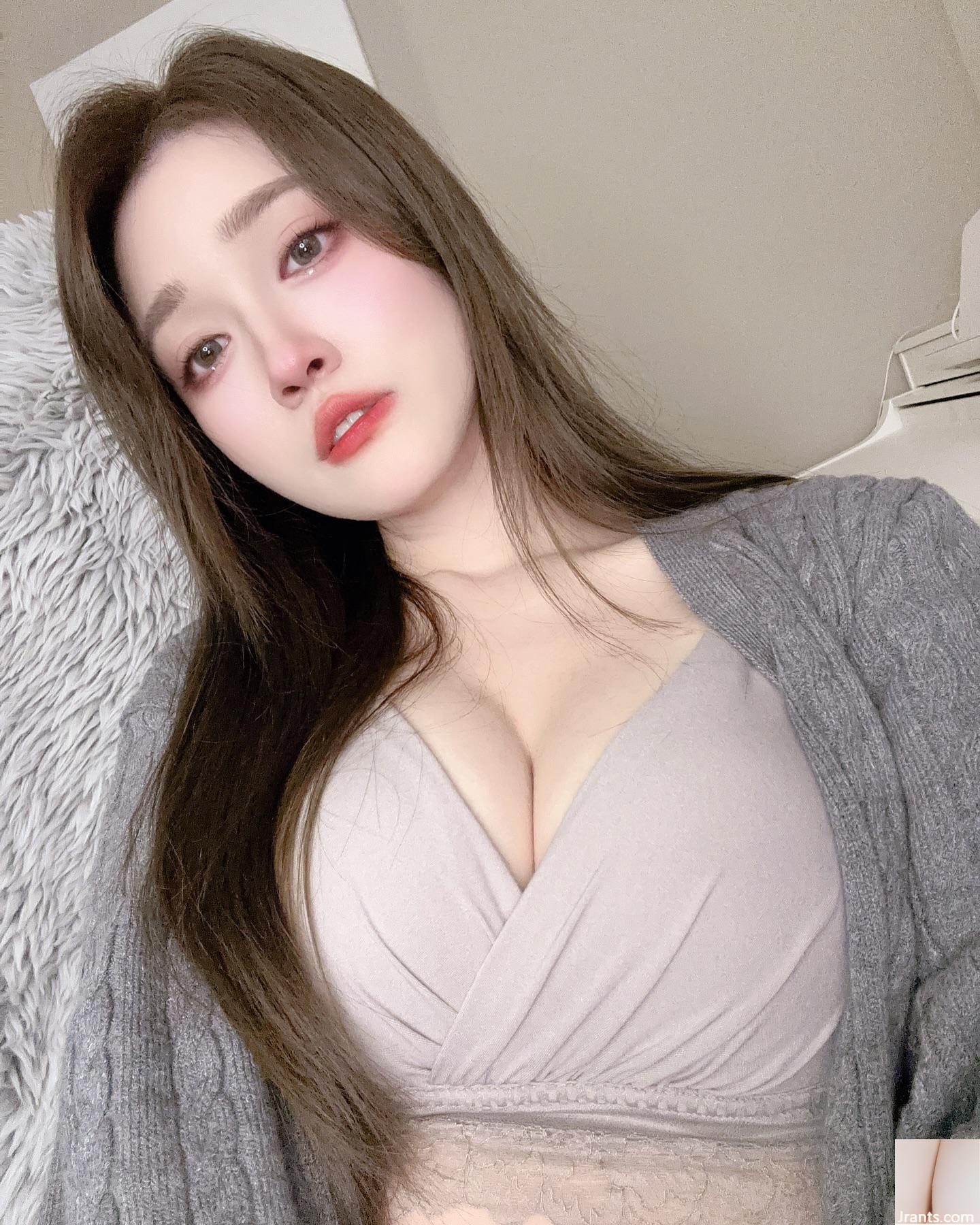 Khuôn mặt nhỏ toát lên bầu không khí trẻ trung “Kaiqi K7” ngực đẹp rất thú vị (16p)