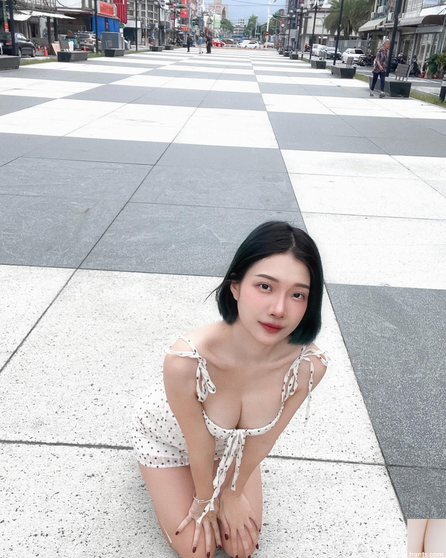 Cô gái siêu dễ thương “Ống xả ăn mòn” ảnh gợi cảm và cay (15p) - Ảnh 4