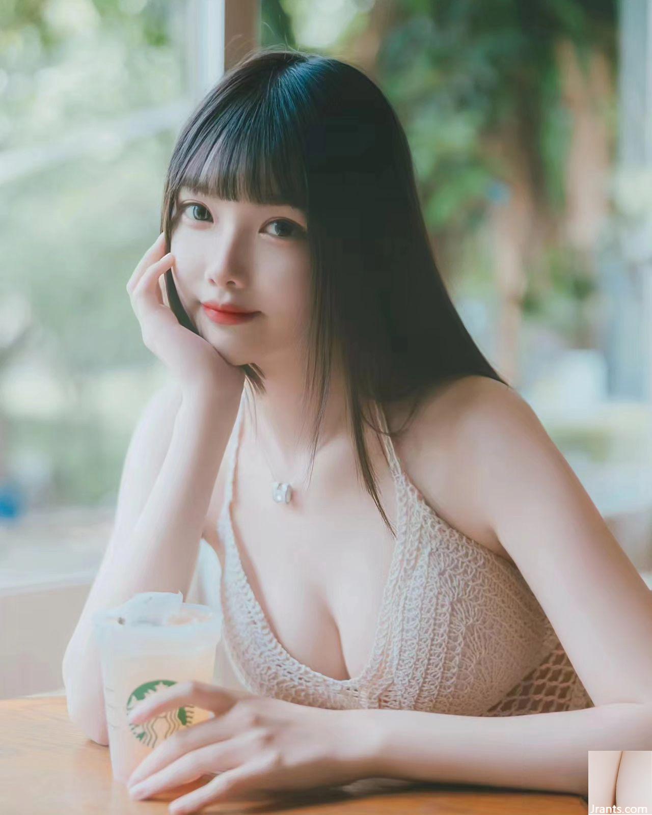 Nữ thần xinh đẹp “Minqii” bikini rò rỉ toàn bộ đồng hồ phát ban (20p) - Ảnh 11