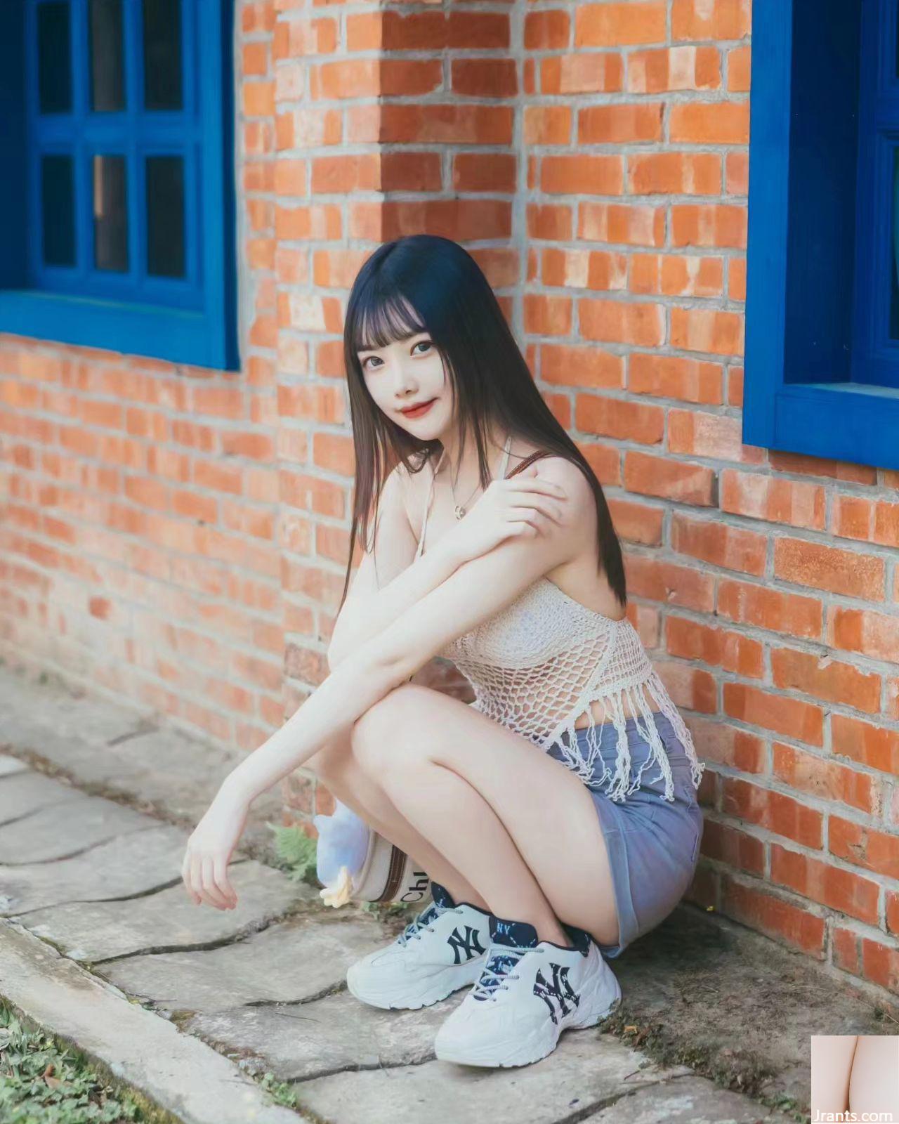 Nữ thần xinh đẹp “Minqii” bikini rò rỉ toàn bộ đồng hồ phát ban (20p) - Ảnh 3