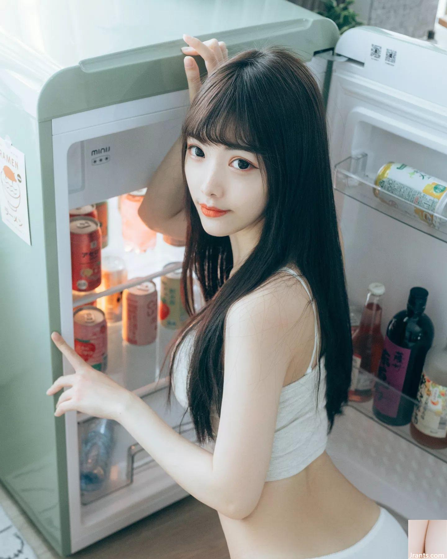 Nữ thần xinh đẹp “Minqii” bikini rò rỉ toàn bộ đồng hồ phát ban (20p) - Ảnh 4