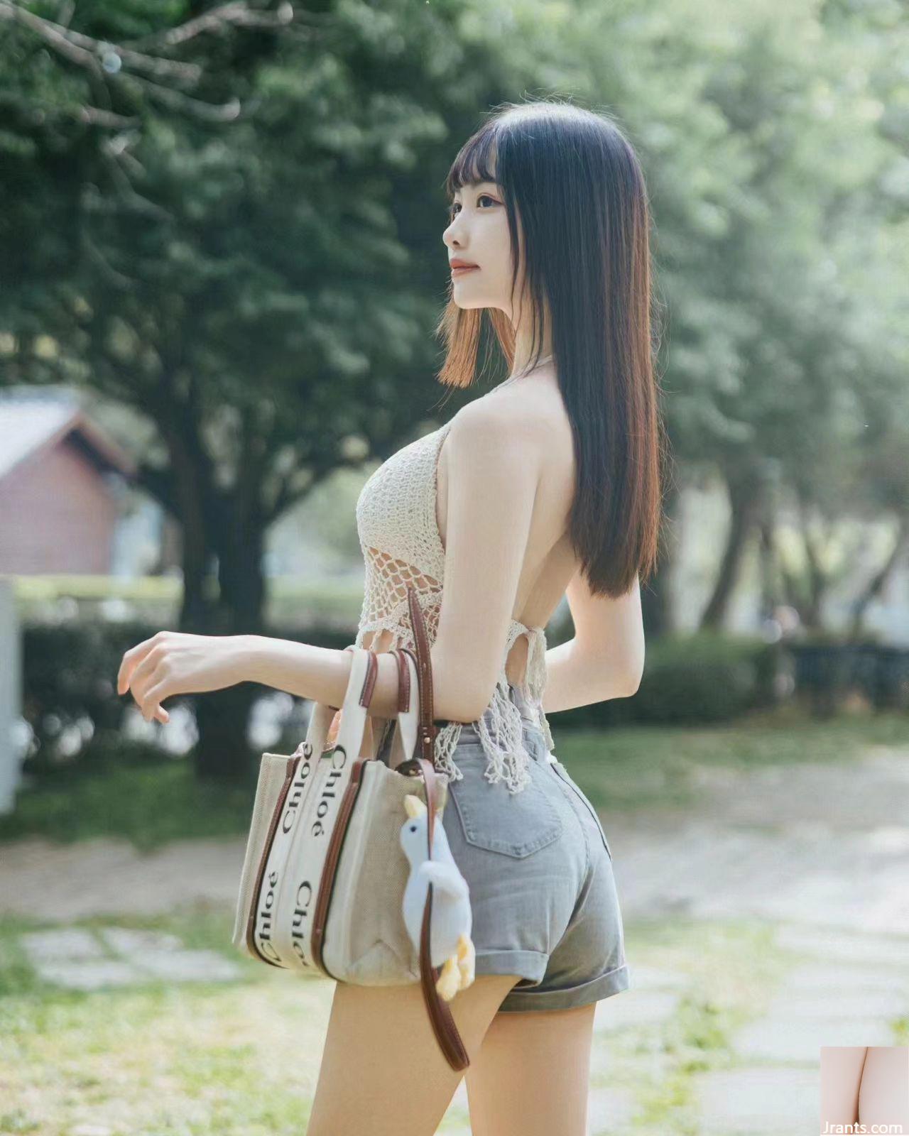 Nữ thần xinh đẹp “Minqii” bikini rò rỉ toàn bộ đồng hồ phát ban (20p) - Ảnh 6