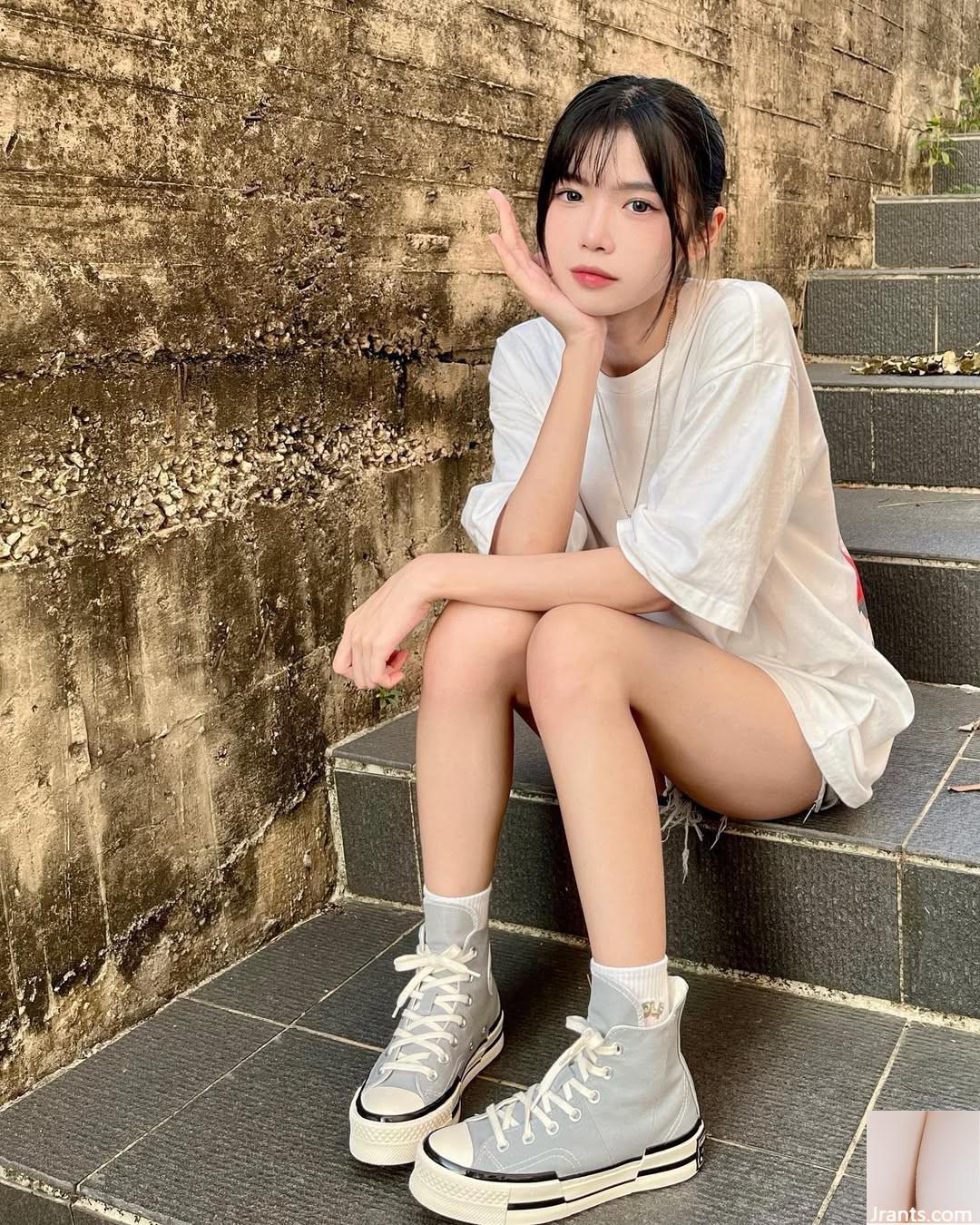 Ngoại hình “Yellow Halo Needle” + dáng người hoàn hảo, nữ anh hùng truyện tranh đời thực cơ bản (10P) - Ảnh 2