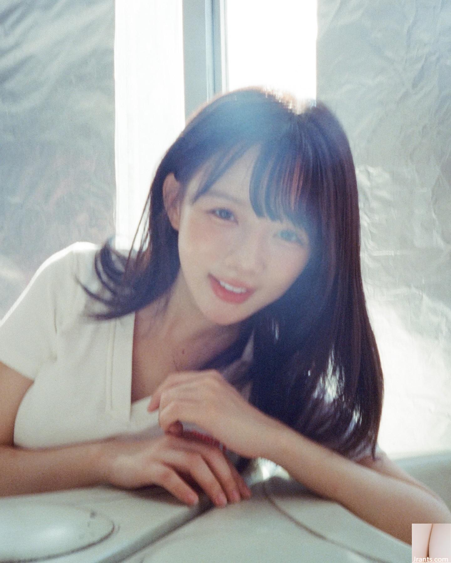 Hương vị ngọt ngào của “qianqian” với bộ ngực cắt thấp được dự định để tan chảy! - Ảnh 2