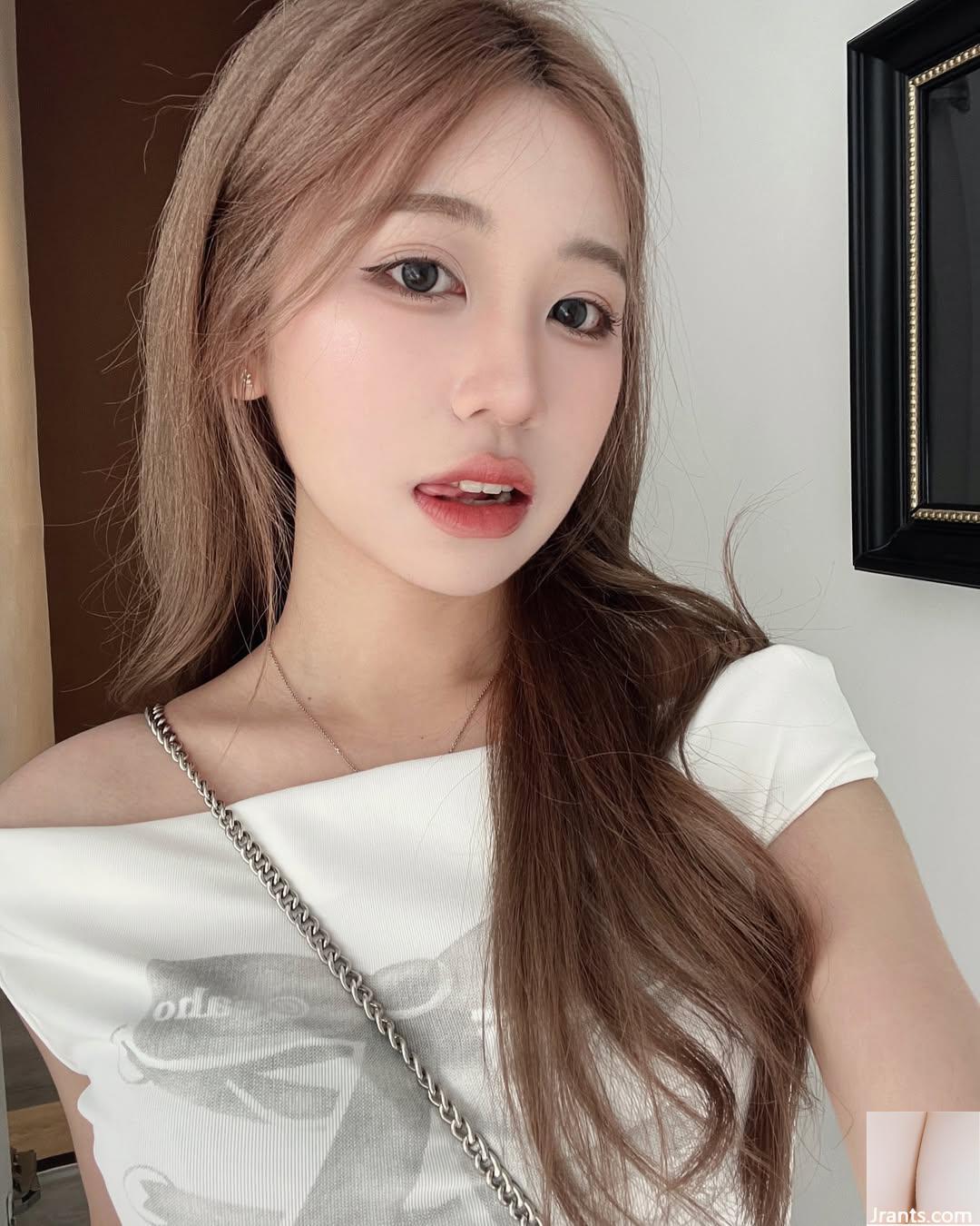 “ㄧㄊ” Thân hình chữ S quá bắt mắt và quá nóng bỏng (10P) - Ảnh 3