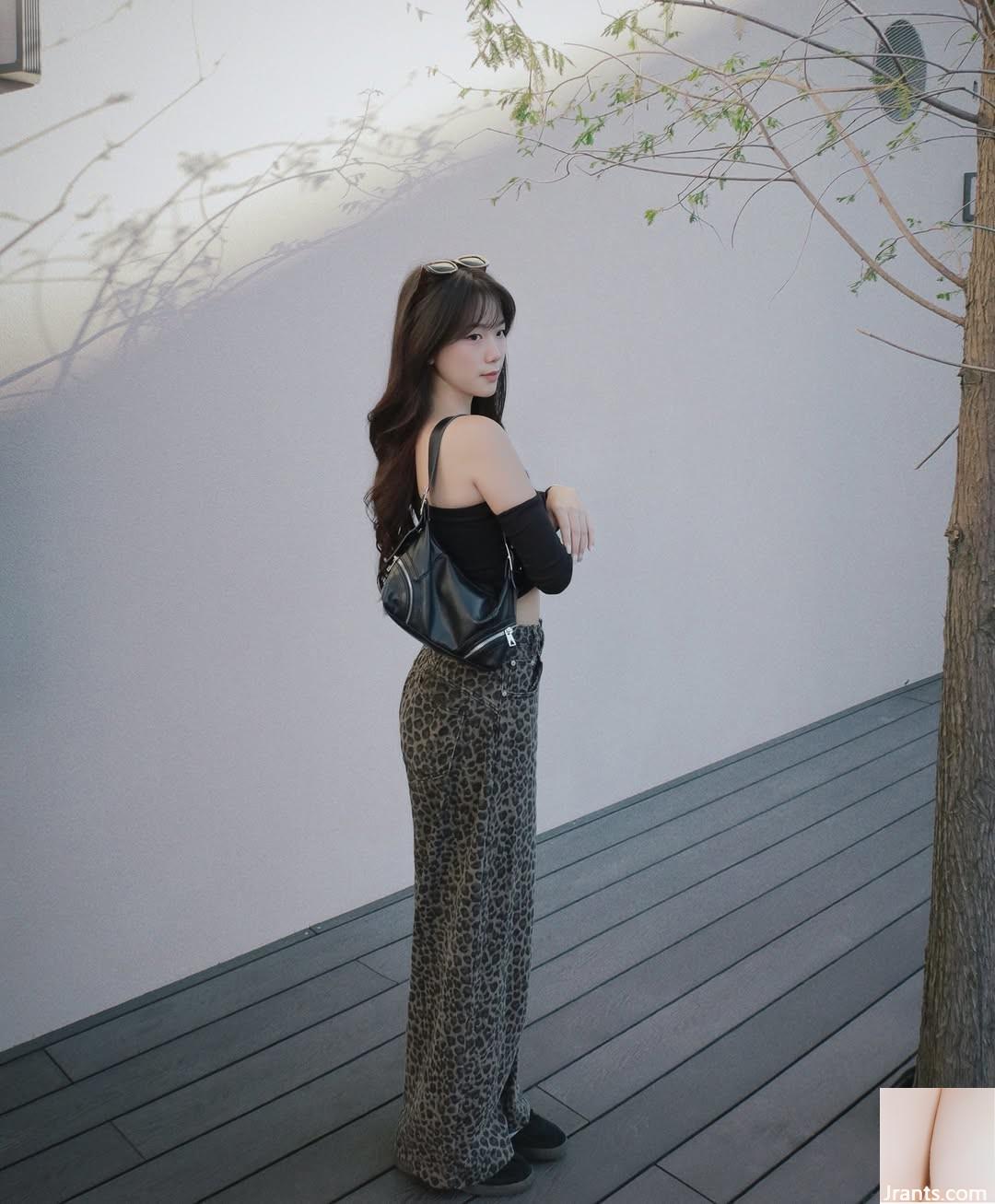 Khuôn mặt đẹp và dễ thương “thiếu niên” chụp ảnh chụp ảnh không giới hạn (28p) - Ảnh 26