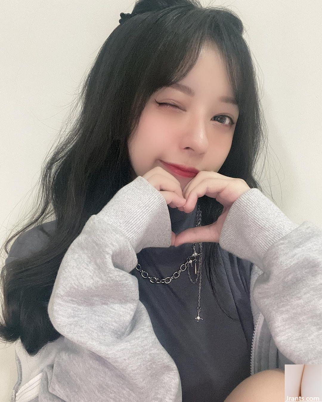 Cô gái ngực nóng tính “Lin Han” với tính khí giống như nữ hoàng, vòng eo mỏng và bộ ngực lớn (21p) - Ảnh 18