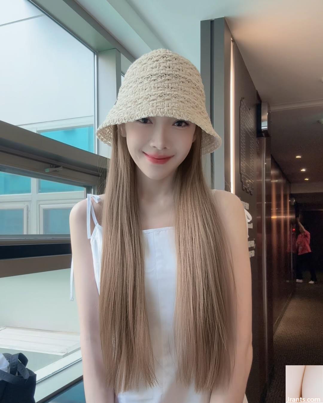 Nữ thần chân dài “Liu Mujie” có vẻ ngoài mới mẻ, siêu ngọt ngào và đầy tính khí (32p) - Ảnh 7