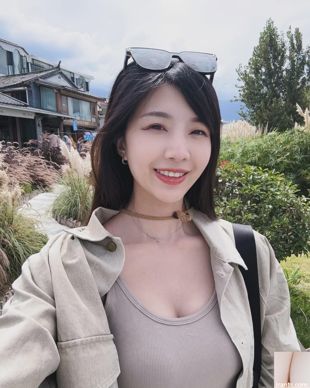 Siêu nóng và ngọt ngào cô gái xinh đẹp mặc quần áo gợi cảm! “BB” cho thấy con số quỷ dữ (32p) - Ảnh 25