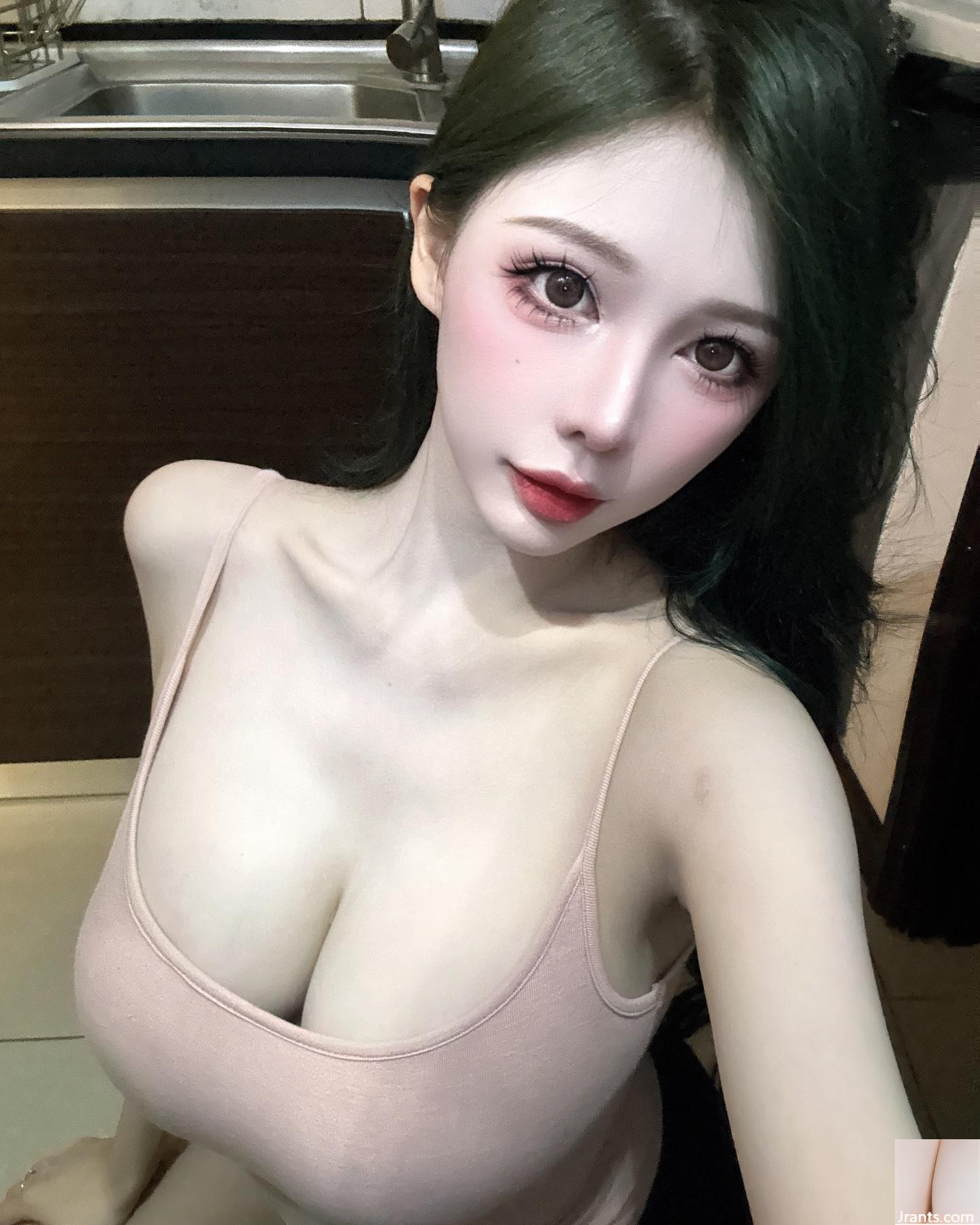 Sự cám dỗ của “josephine_lim” trong đôi mắt quyến rũ (20p) - Ảnh 3