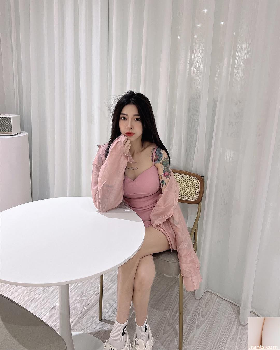 Cái nhìn trẻ thật đáng yêu. - Ảnh 17