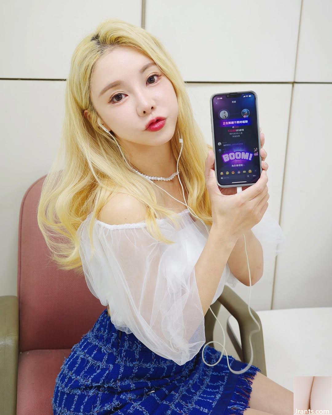 Nữ thần xinh đẹp “Wu Yixuan” đầy đủ và đầy xung quanh, quá dữ dội và quyến rũ trên máy ảnh (25p)