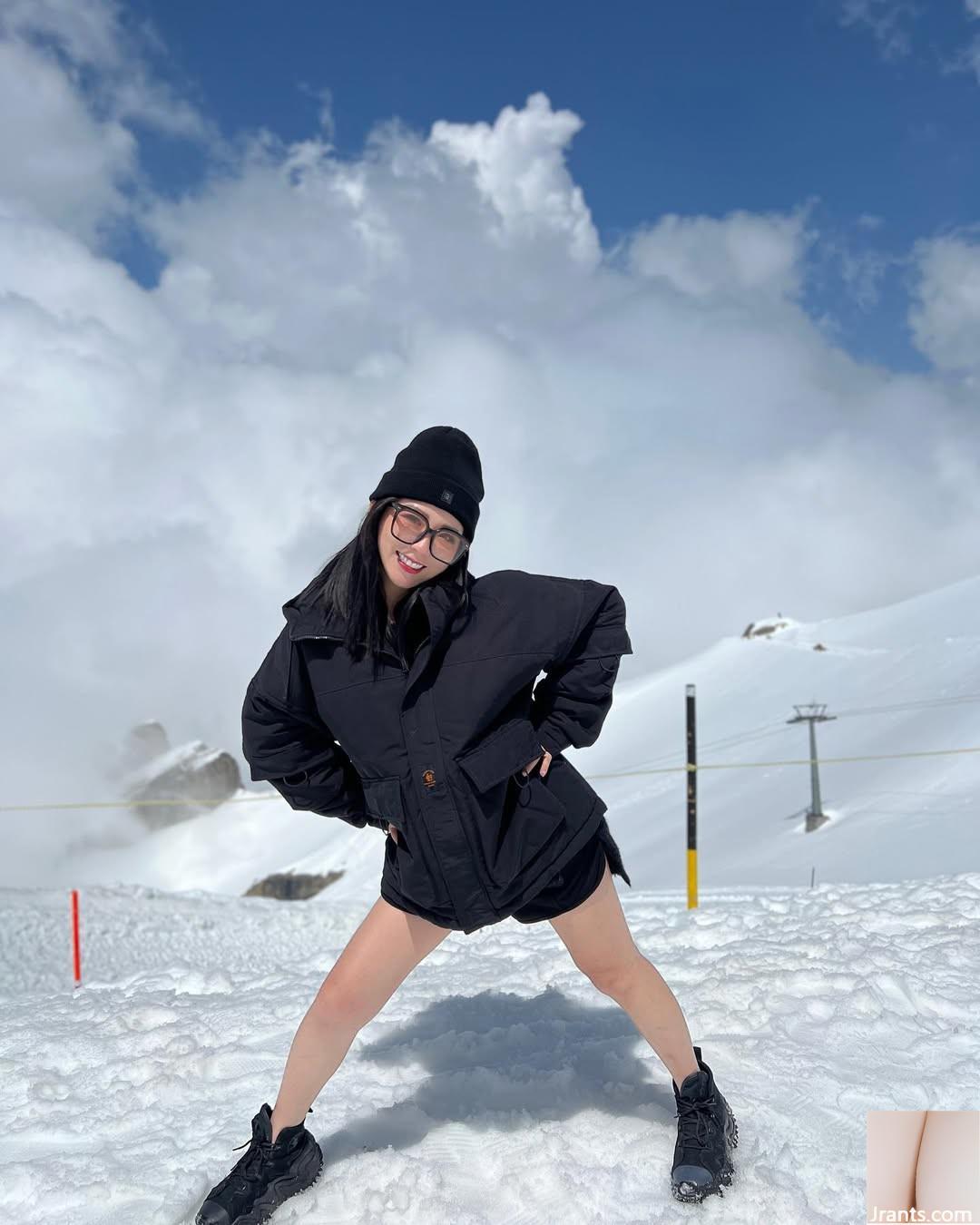 Vũ khí đầy đủ với Super Q-Fujie “Xiao Fujie” có một con số rất cay (11p)