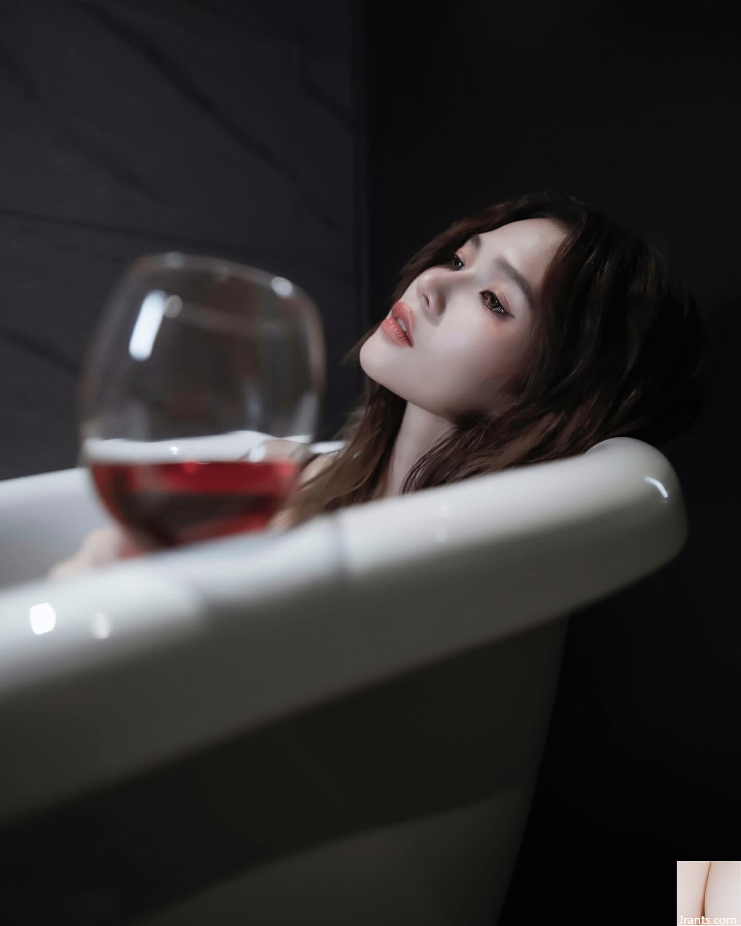 Đường cong quyến rũ “Chị Kobayashi” cho thấy một con số đầy đủ và nóng bỏng và khiến mọi người rơi vào đó một cách vô thức (38p) - Ảnh 29