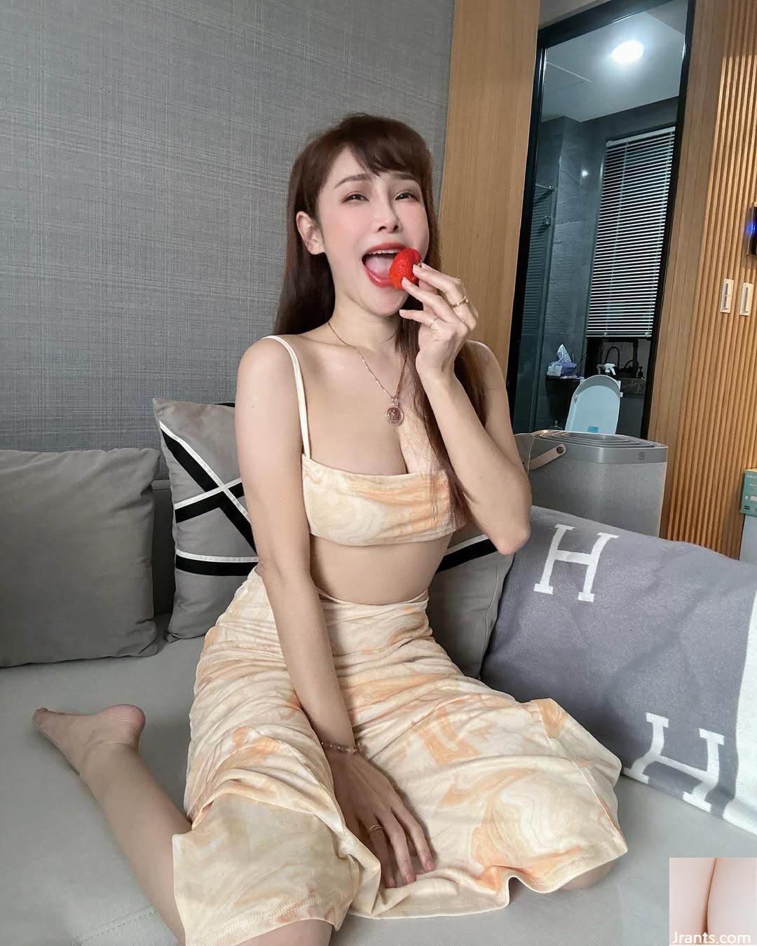 Deep v Cleavage “National Little Re Jie Lin” Bể tuyết dễ thương thực sự quá hôi (31p) - Ảnh 16