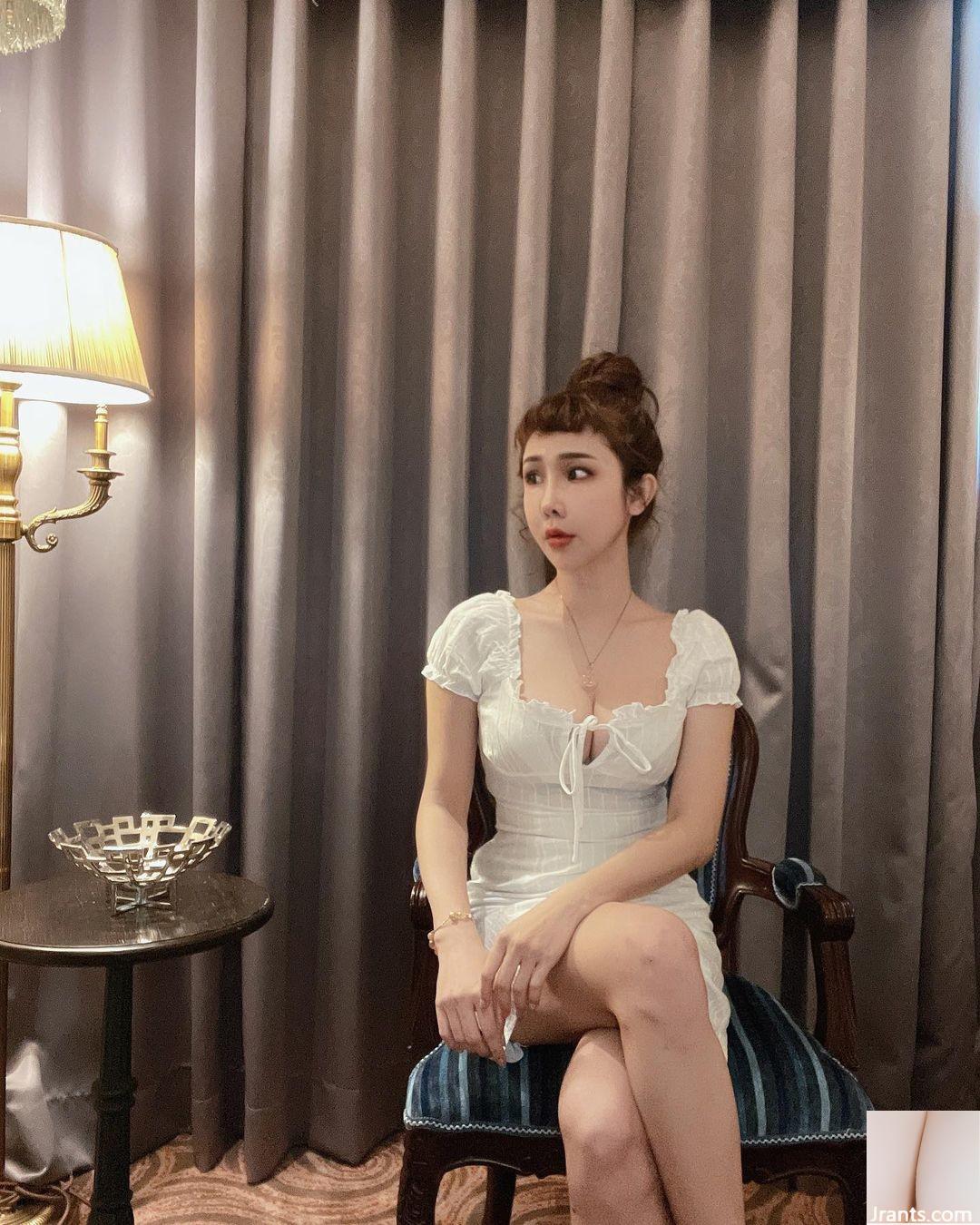 Deep v Cleavage “National Little Re Jie Lin” Bể tuyết dễ thương thực sự quá hôi (31p) - Ảnh 4