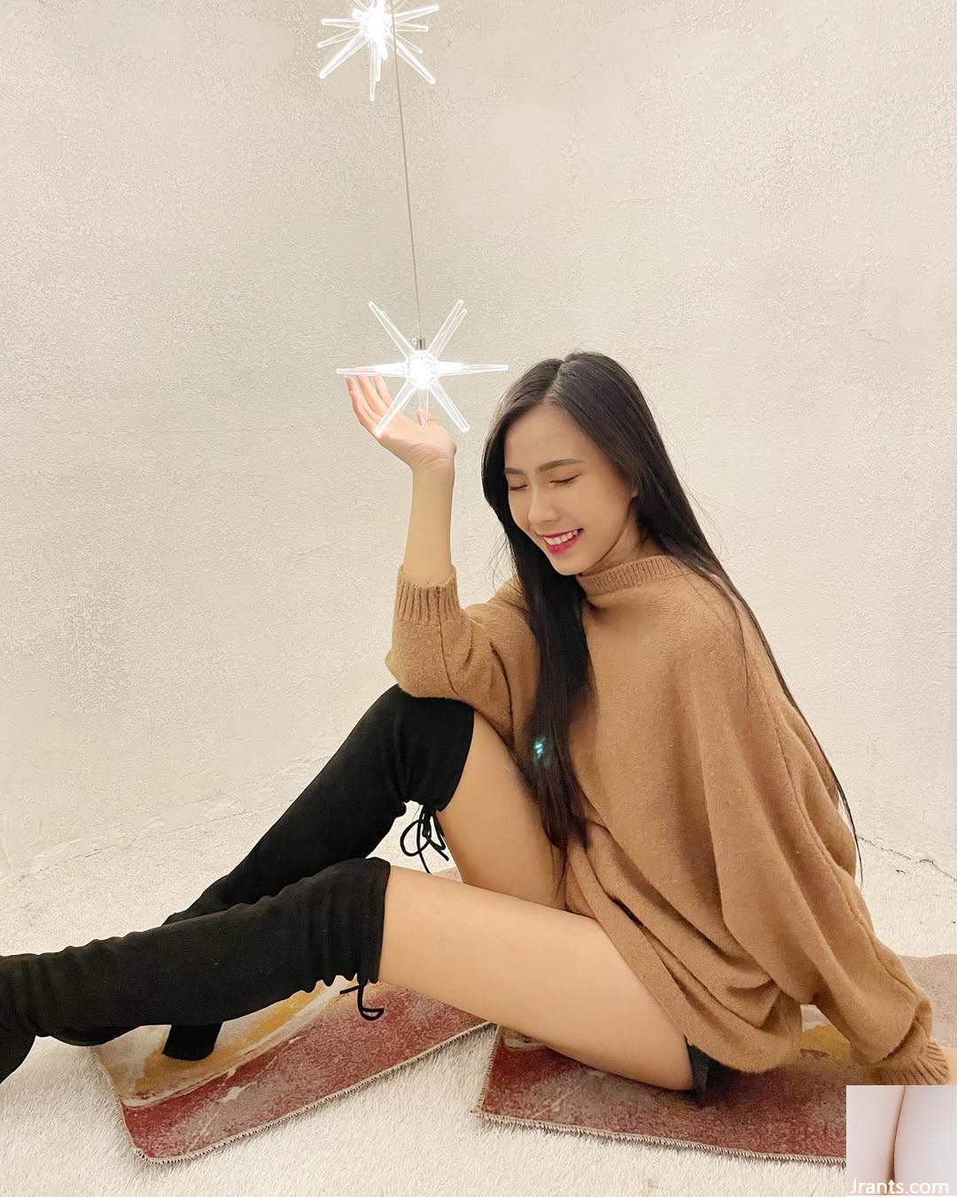 Vú to thấp “Glaze”, rãnh đầy đặn và sâu, đường cong gợi cảm và rạng ngời, không chê vào đâu được (26P) - Ảnh 8