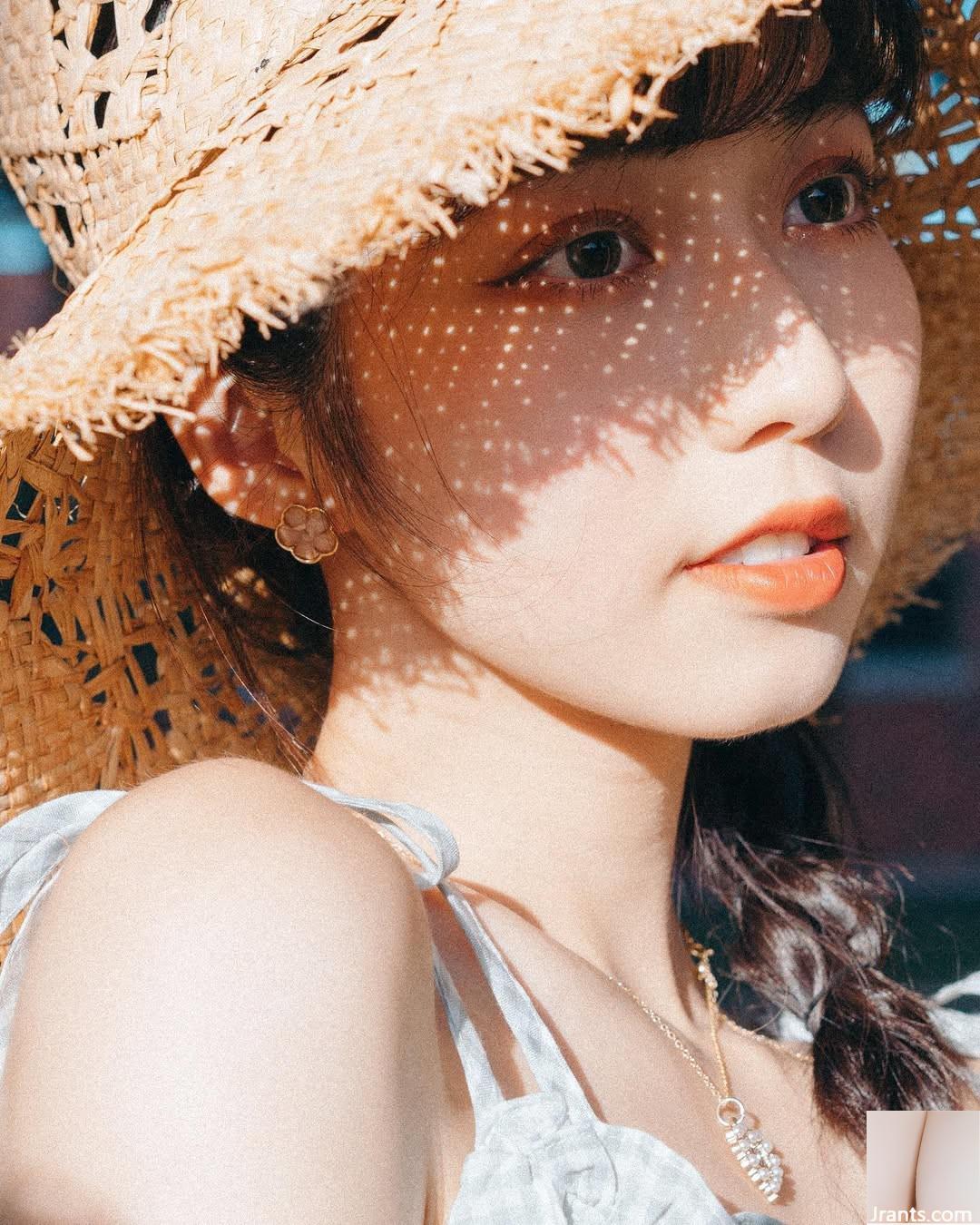 Những đường cong đẹp khiến người ta mê mẩn. “Long Weiwei” có nét mặt trong sáng và thanh tú (27P) - Ảnh 18